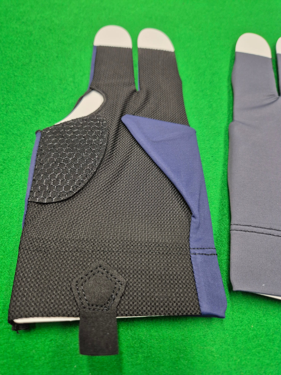 Right Hand Pool Glove