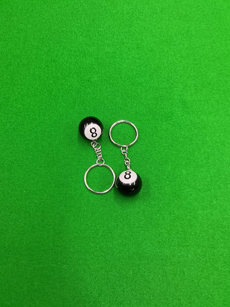 8 ball keyring