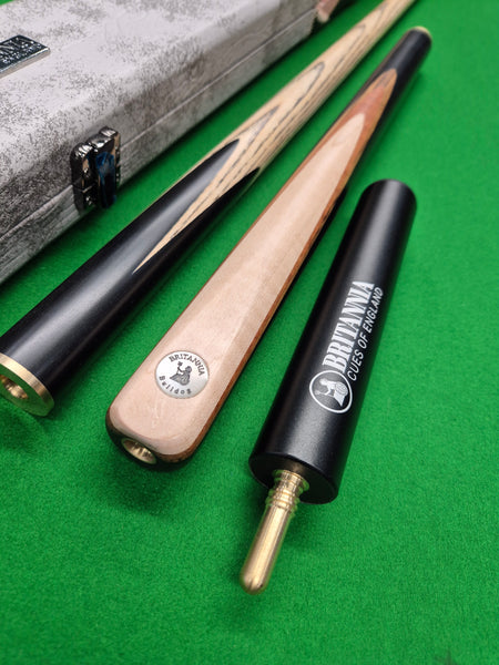 New Britannia Bulldog Cue & Case Set with Accessories
