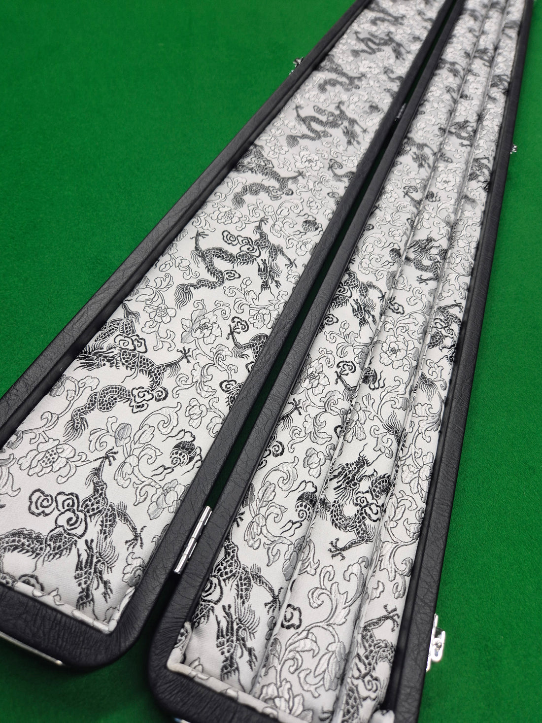 1 Piece 3 Slot Synthetic Case