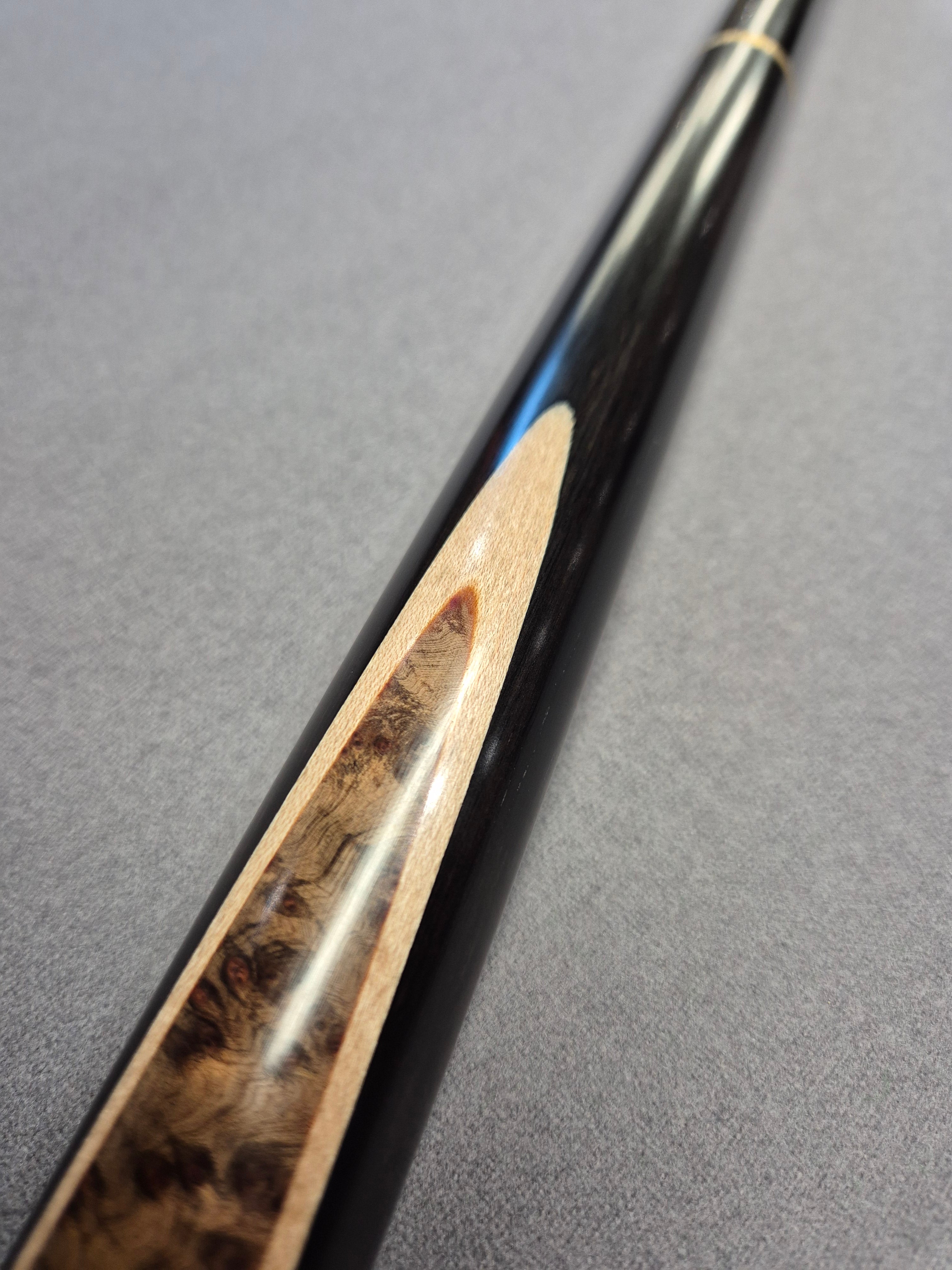 New Maximus Legend Plus Cue & Case Set with Accessories