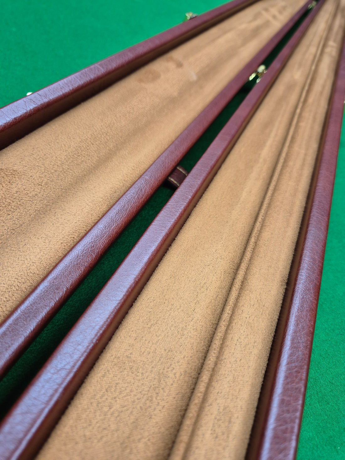 Genuine Leather 1 Piece 2 Slot Case