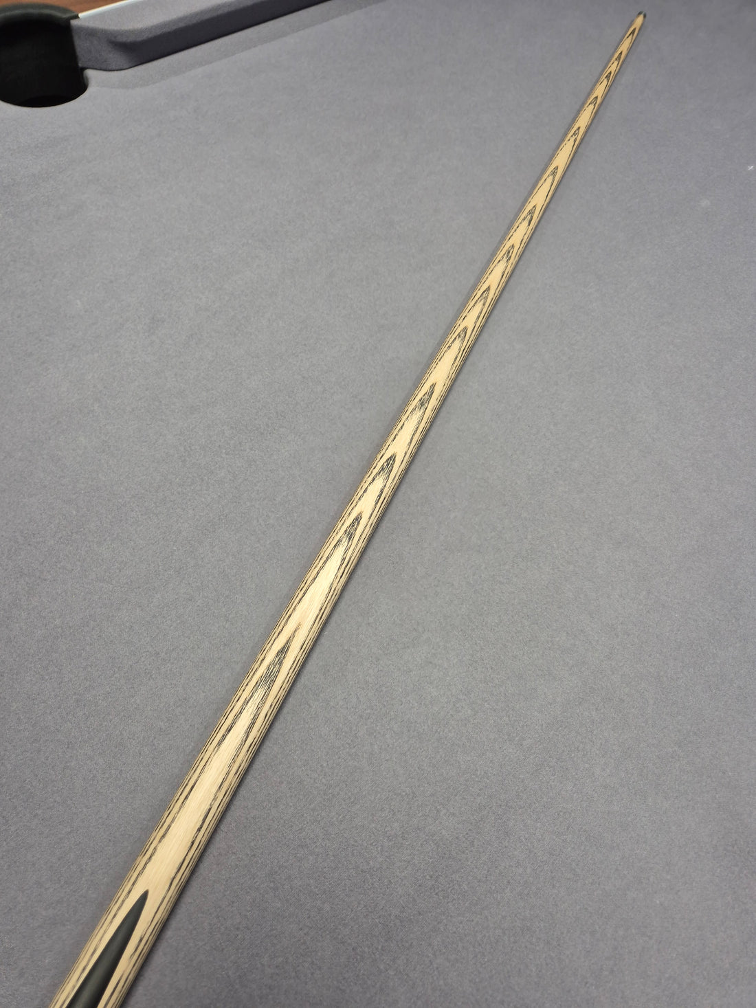 Breaker Break Cue TI B002