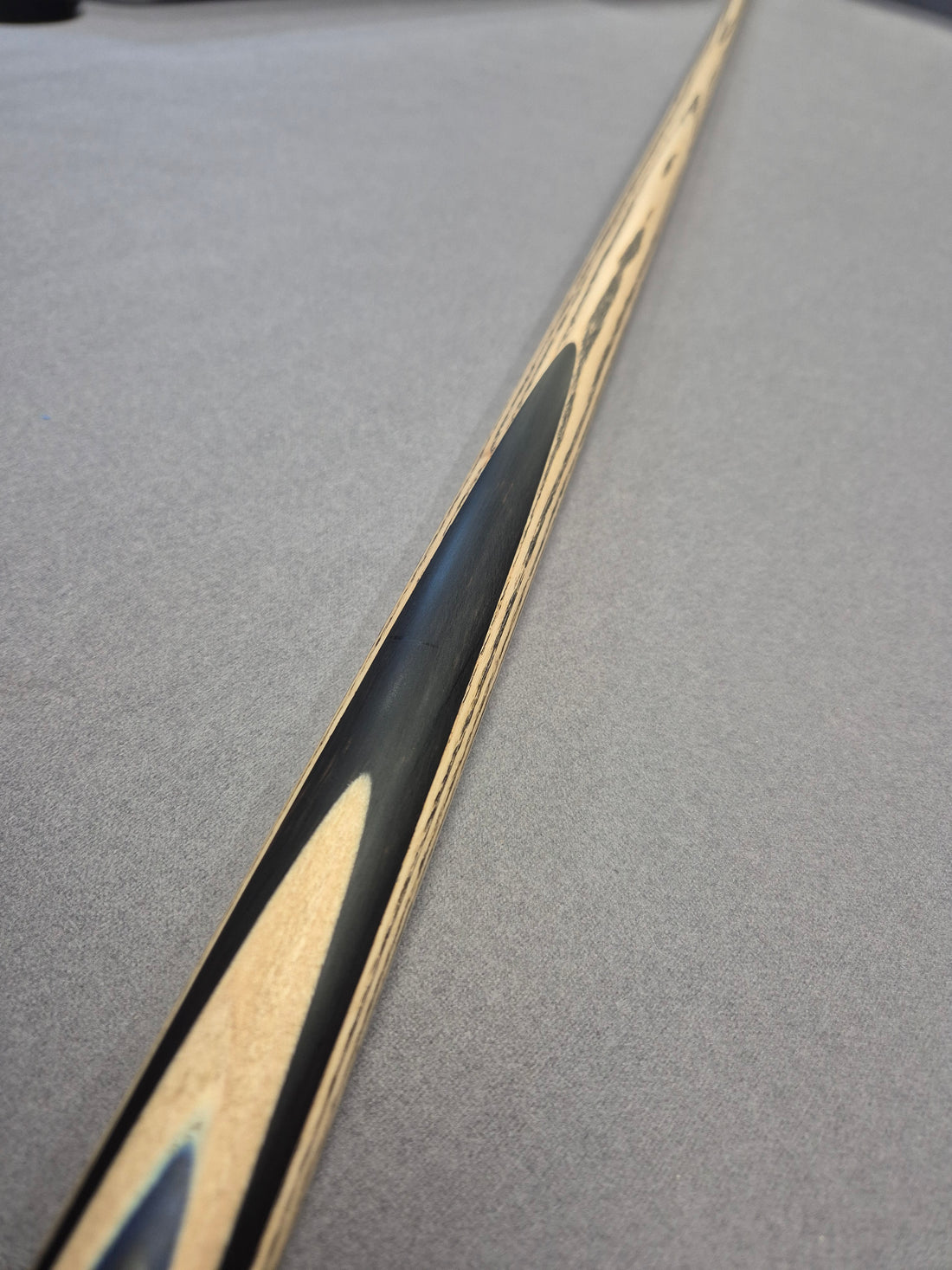 Break Cue SB04