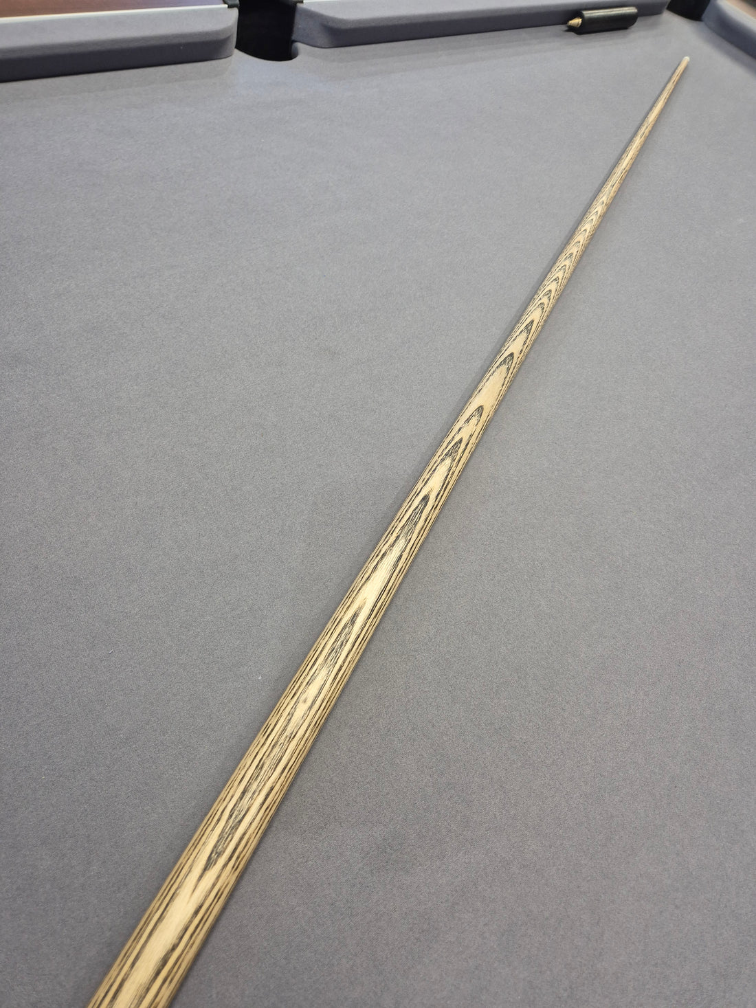 Break Cue SB02