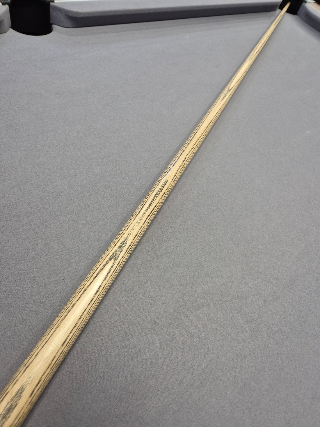 Breaker Break Cue TI B008