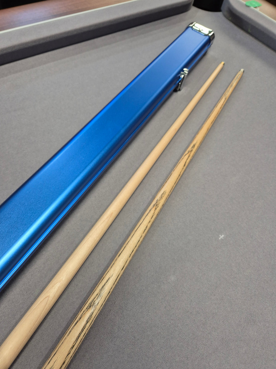 KJ Pool Cue & Break Cue Set with Aluminium Case