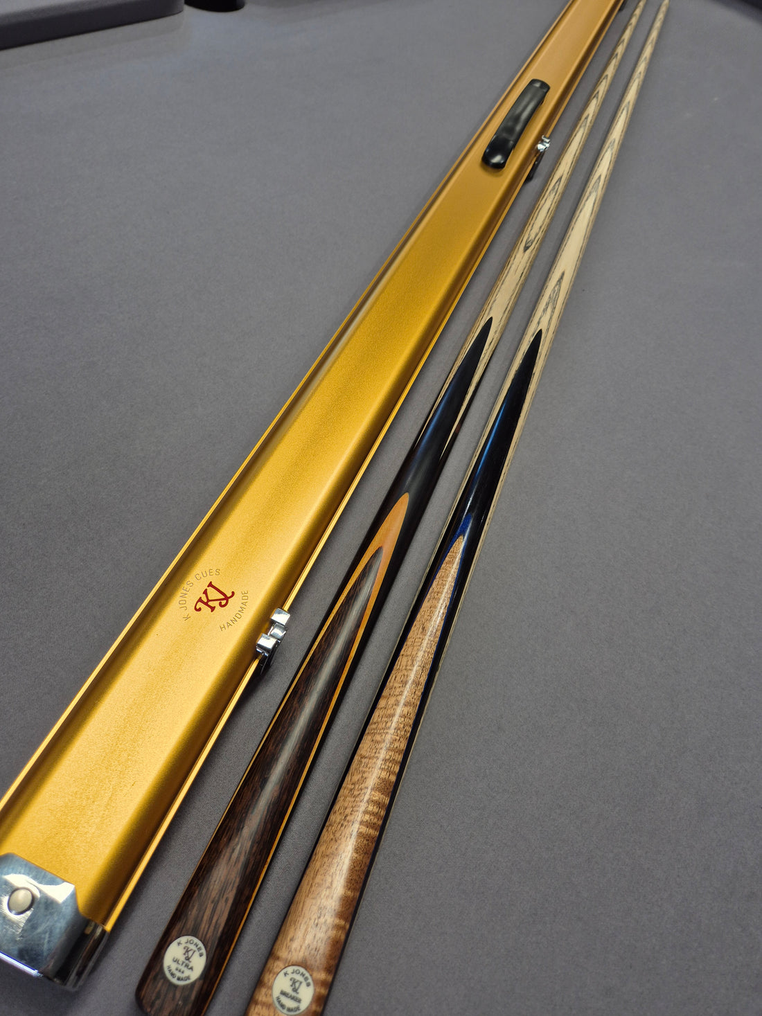 KJ Pool Cue & Break Cue Set with Aluminium Case