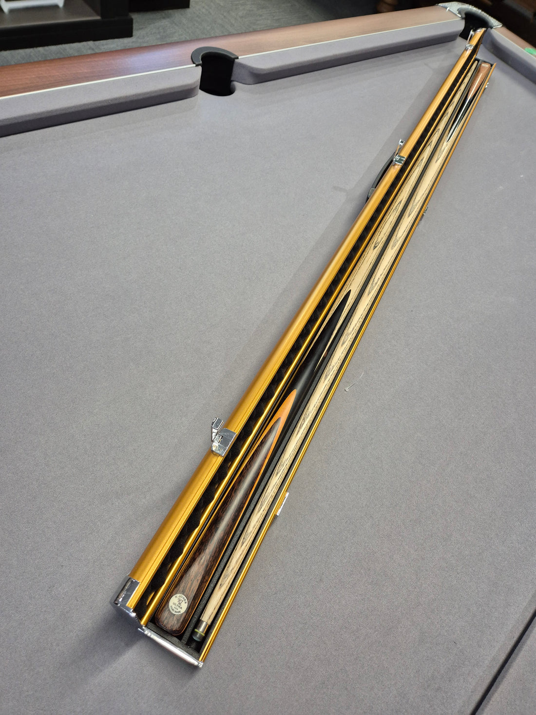 KJ Pool Cue & Break Cue Set with Aluminium Case