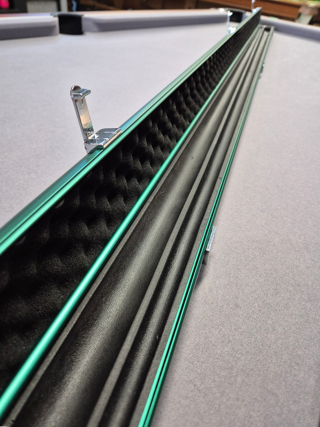 KJ Maple Pool Cue & Break Cue Set with Aluminium Case