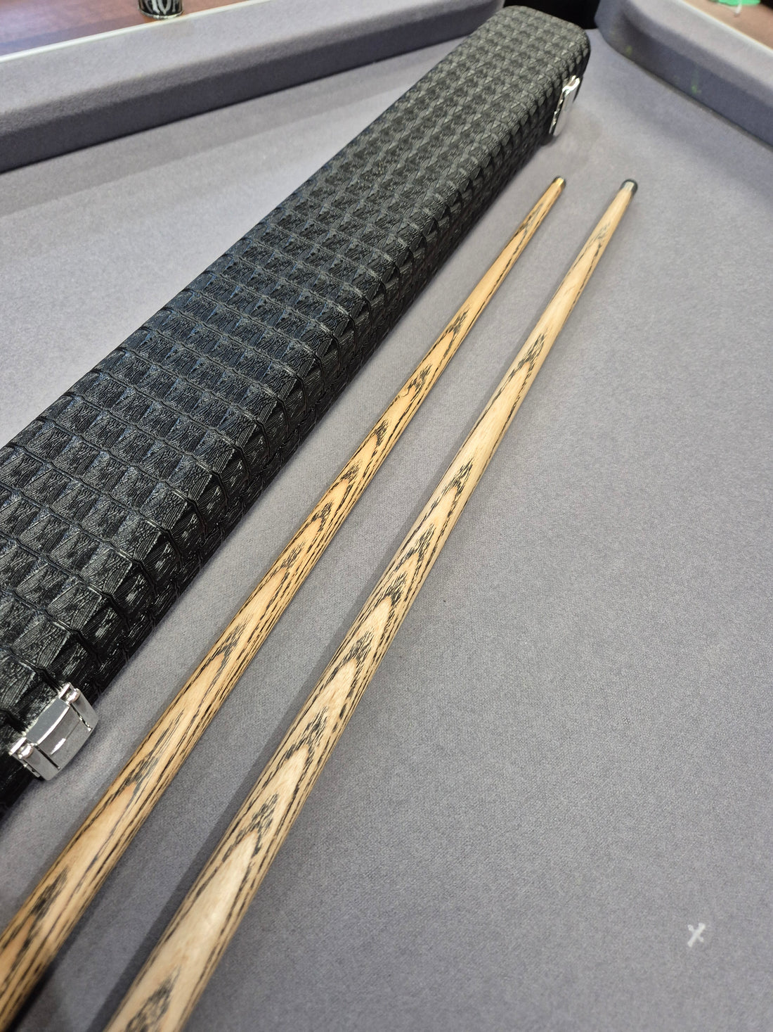 KJ Pool Cue & Break Cue Set with Case