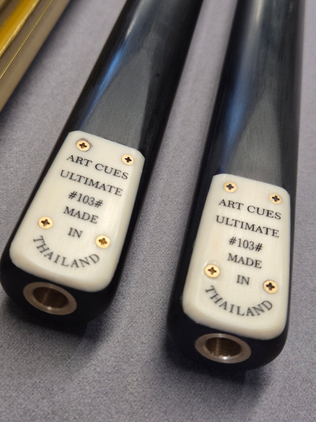 Art Snooker & Pool Cue Set with Case