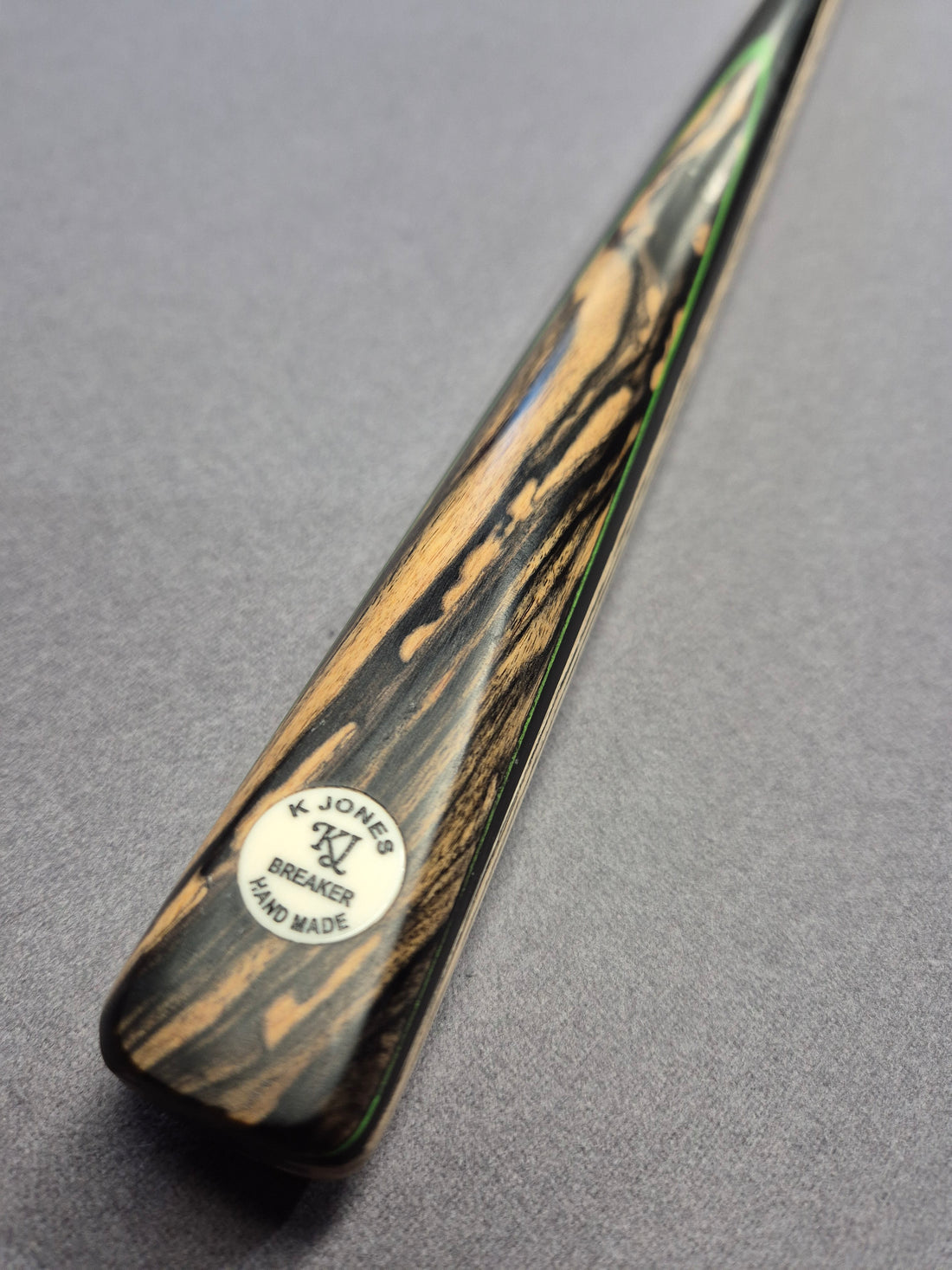 Breaker Break Cue TI B018