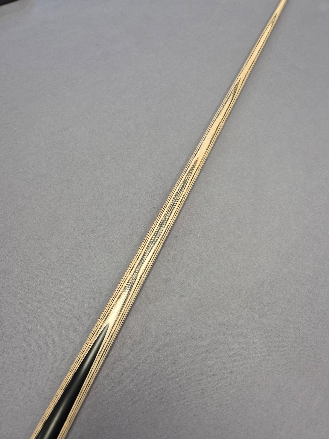 Breaker Break Cue TI B018