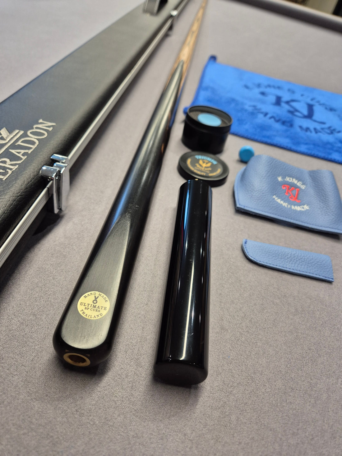 SP Ultimate Cue & Case Set with Accessories