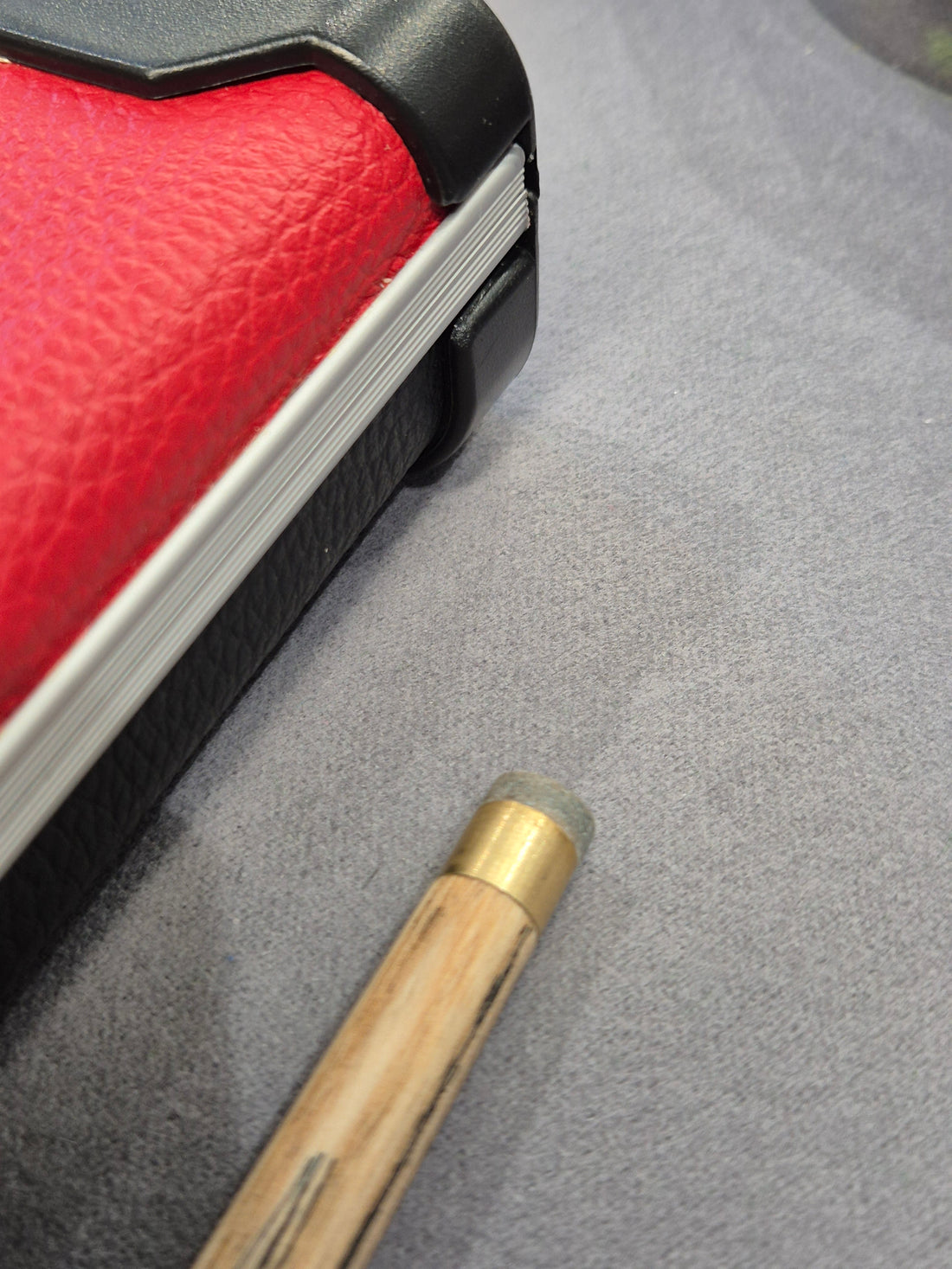 SP Ultimate Cue & Case Set with Accessories
