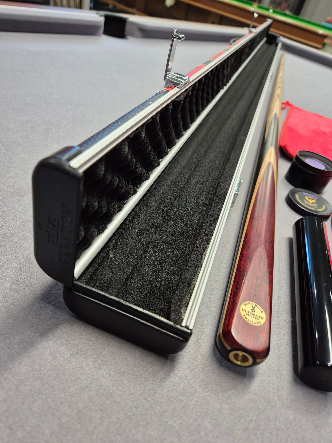 SP Ultimate Cue & Case Set with Accessories