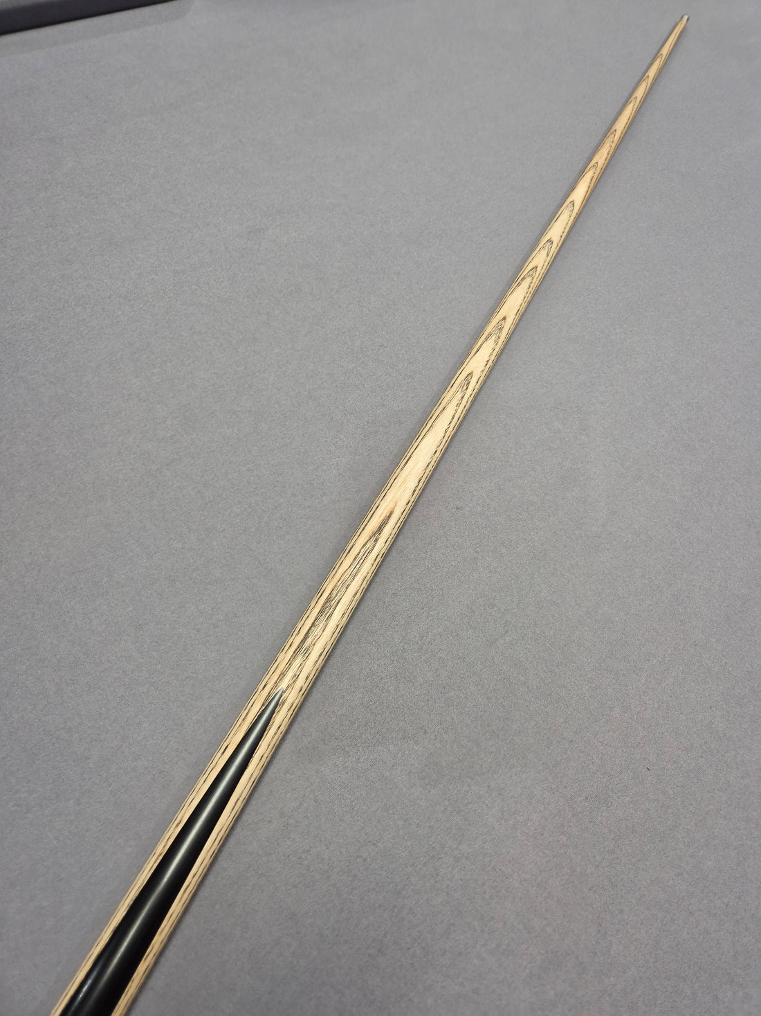 Breaker Break Cue TI B028
