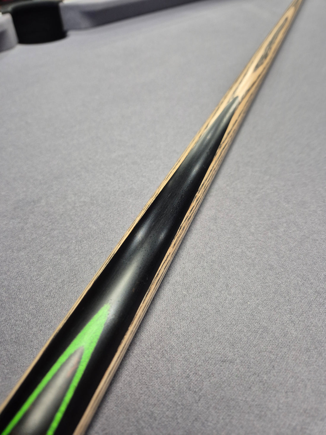 Breaker Break Cue TI B021