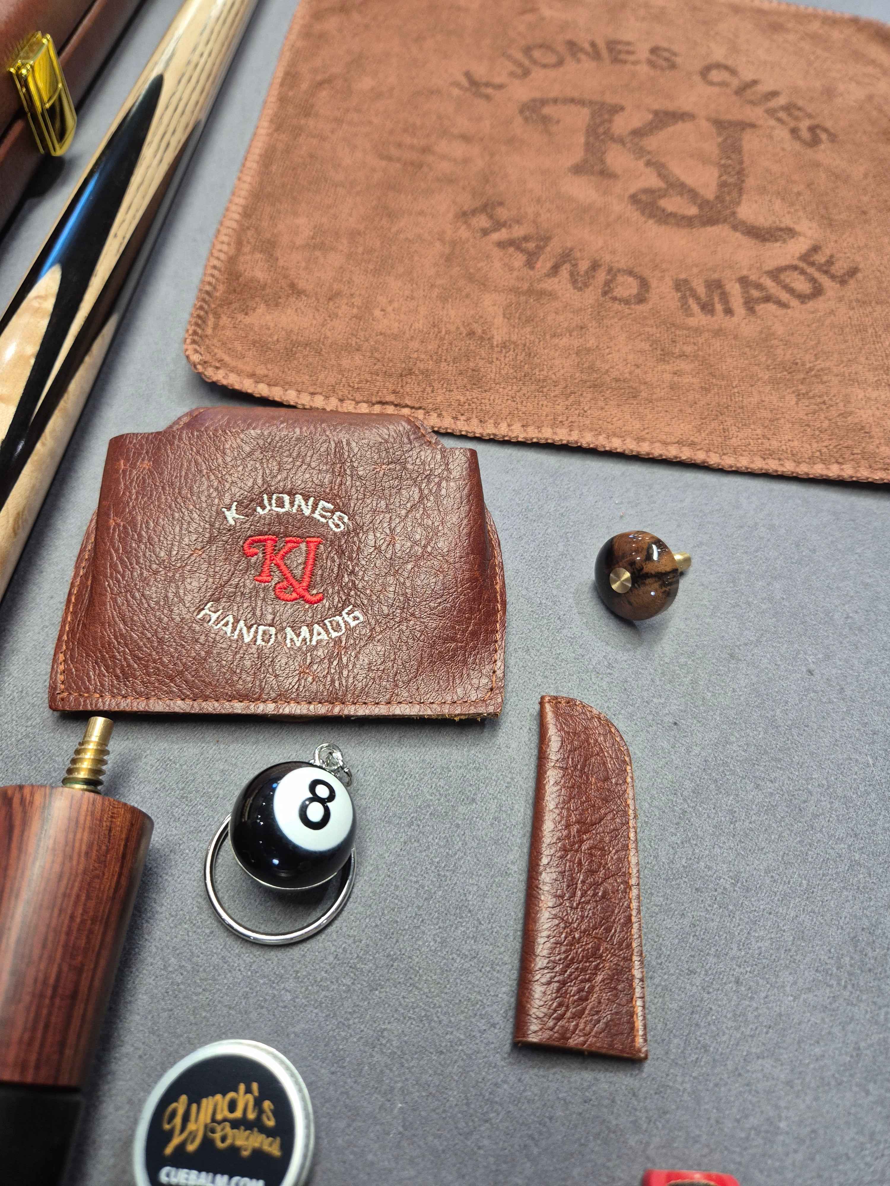 Maximus Ultimate Cue & Genuine Leather Case Set with Accessories