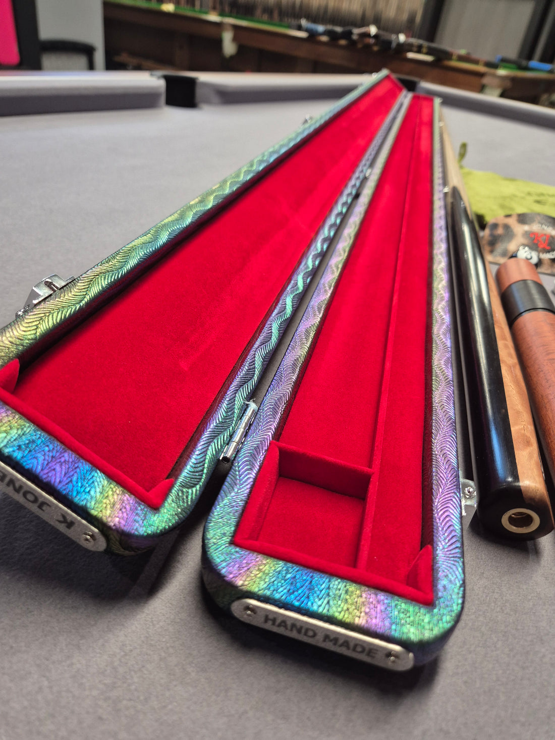 Maximus Legend Plus Cue & Case Set with Accessories