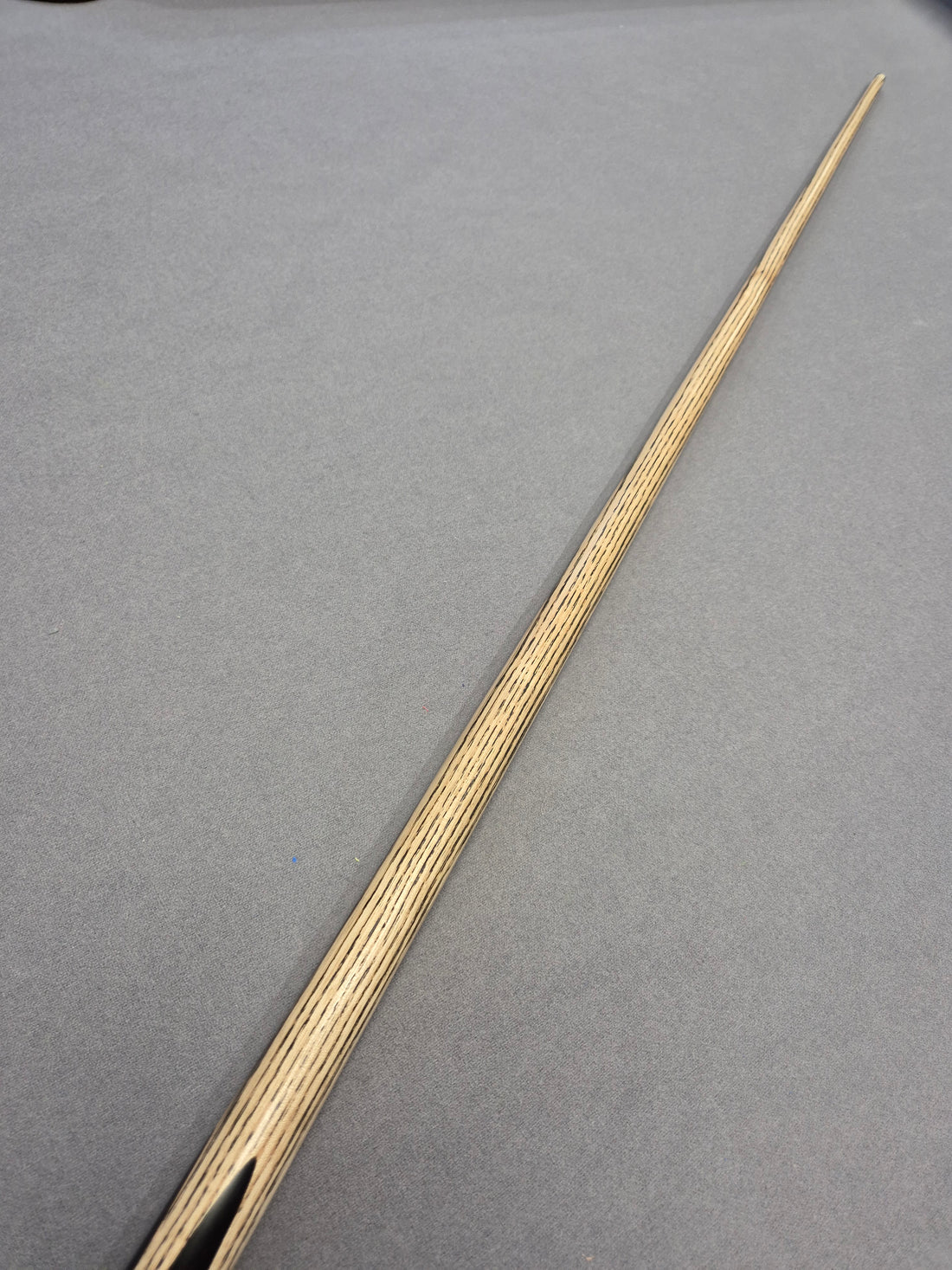 New KJ Ultra #141 Cue & Case Set With Accessories