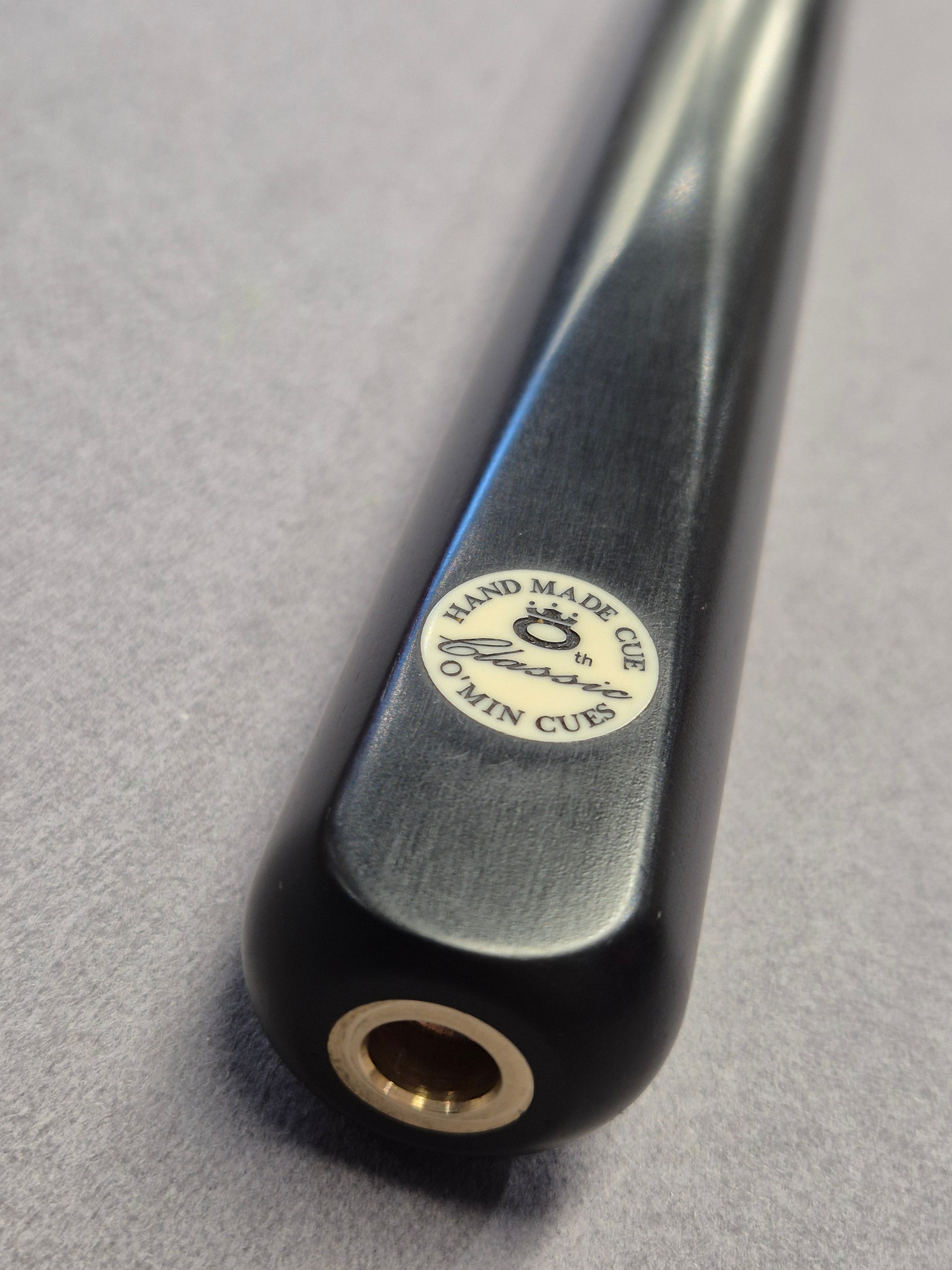 New O'Min Classic Cue & Case Set With Accessories