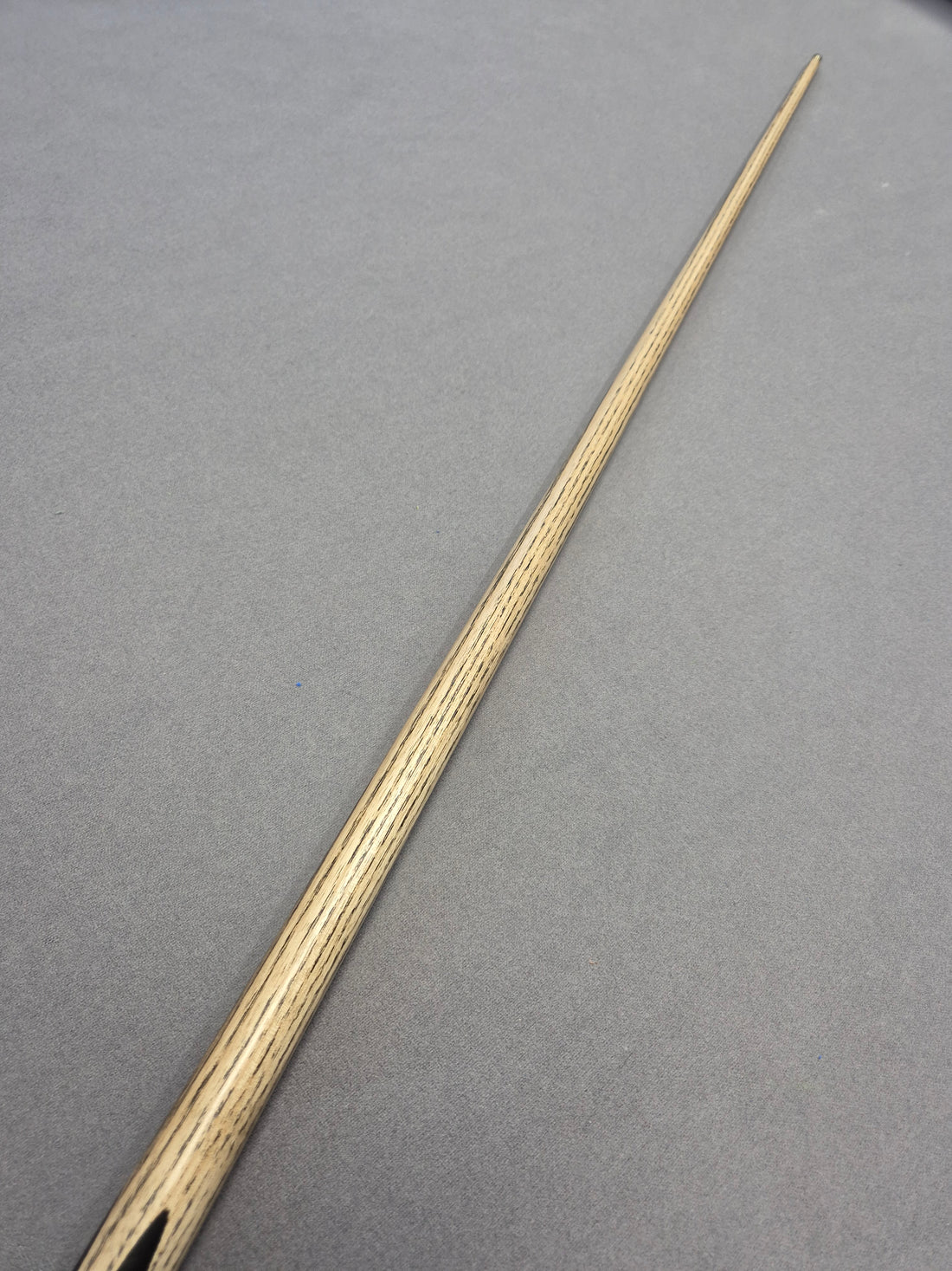 New O'Min Classic Cue & Case Set With Accessories