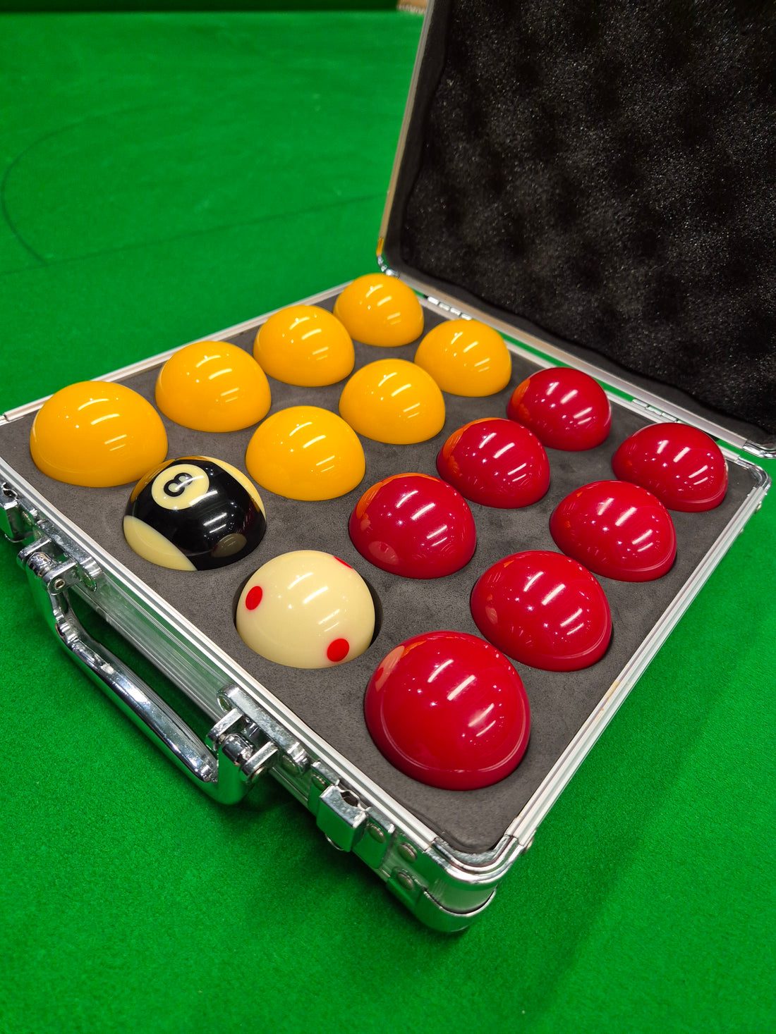 Super Aramith Pro Cup 2" Pool Balls with Aluminium Case - Red & Yellow