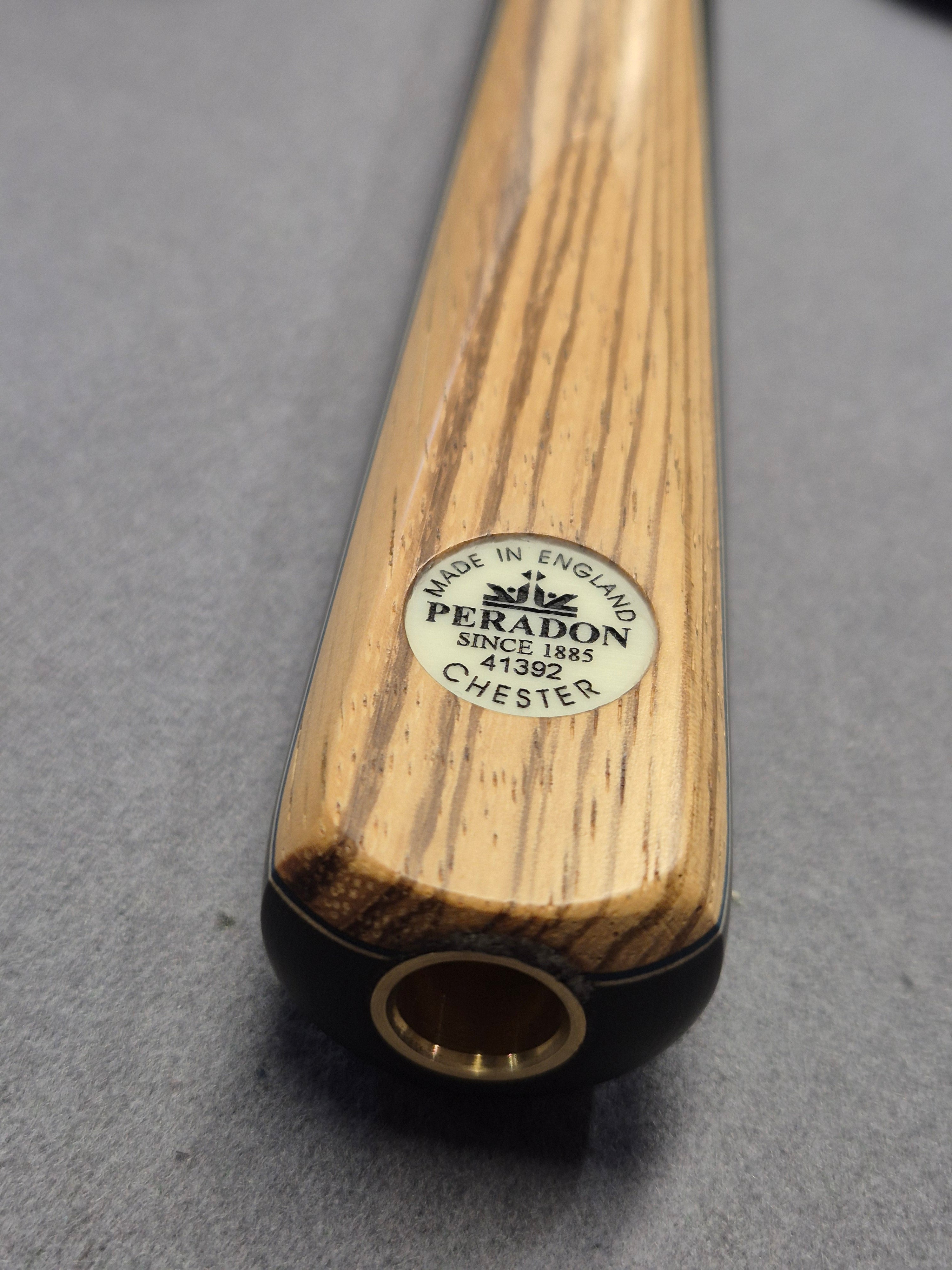 Peradon Chester Cue & Halo Case Set with Accessories