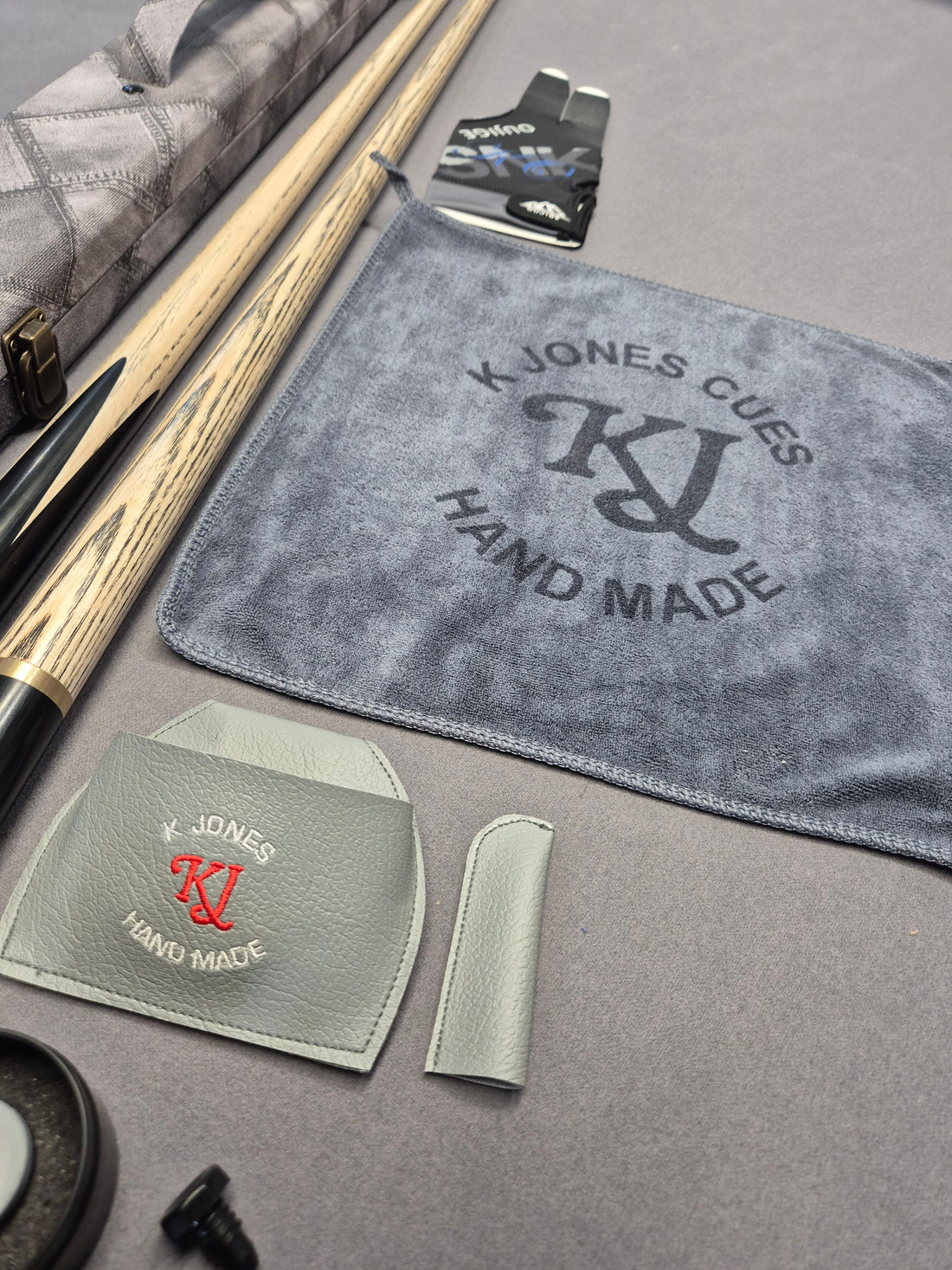 Ultimate Pool Limited Tom Cousins Pool Cue & Break Cue Set with Case and Accessories