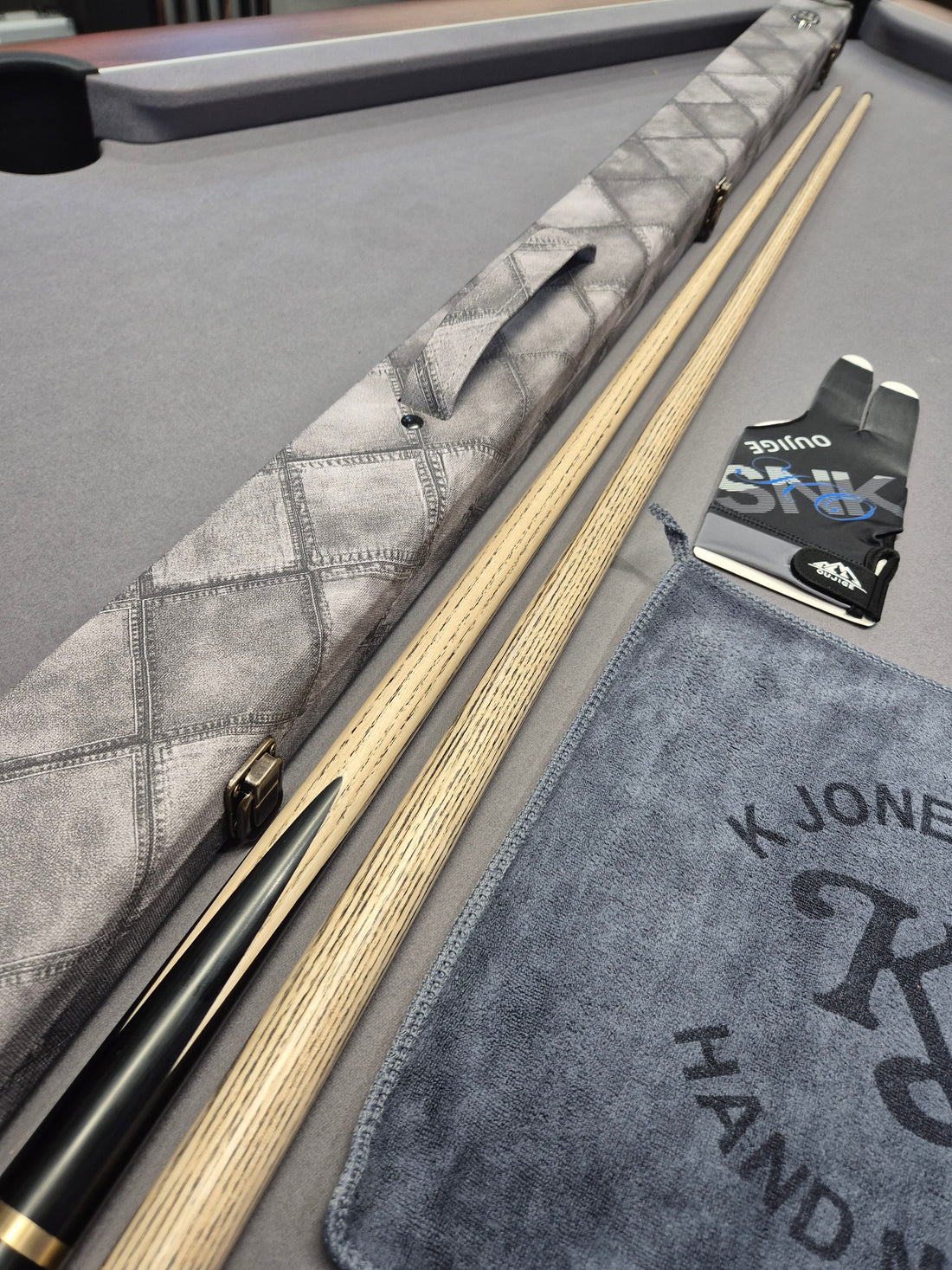 Ultimate Pool Limited Tom Cousins Pool Cue & Break Cue Set with Case and Accessories