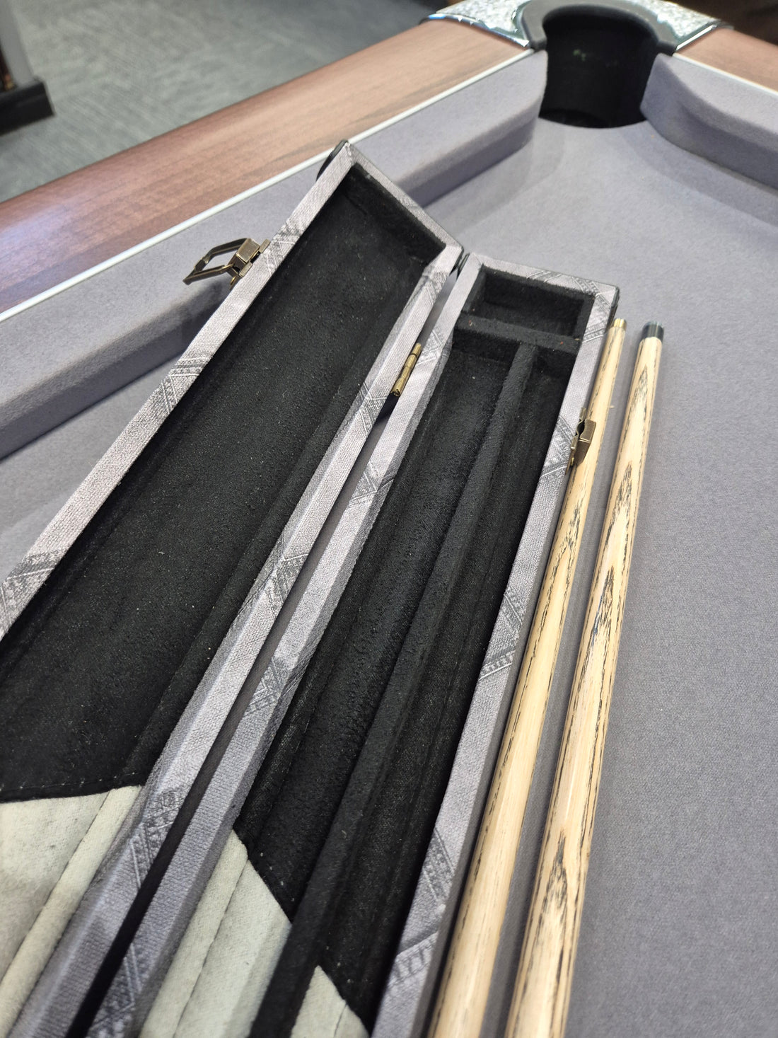 Ultimate Pool Limited Tom Cousins Pool Cue & Break Cue Set with Case and Accessories