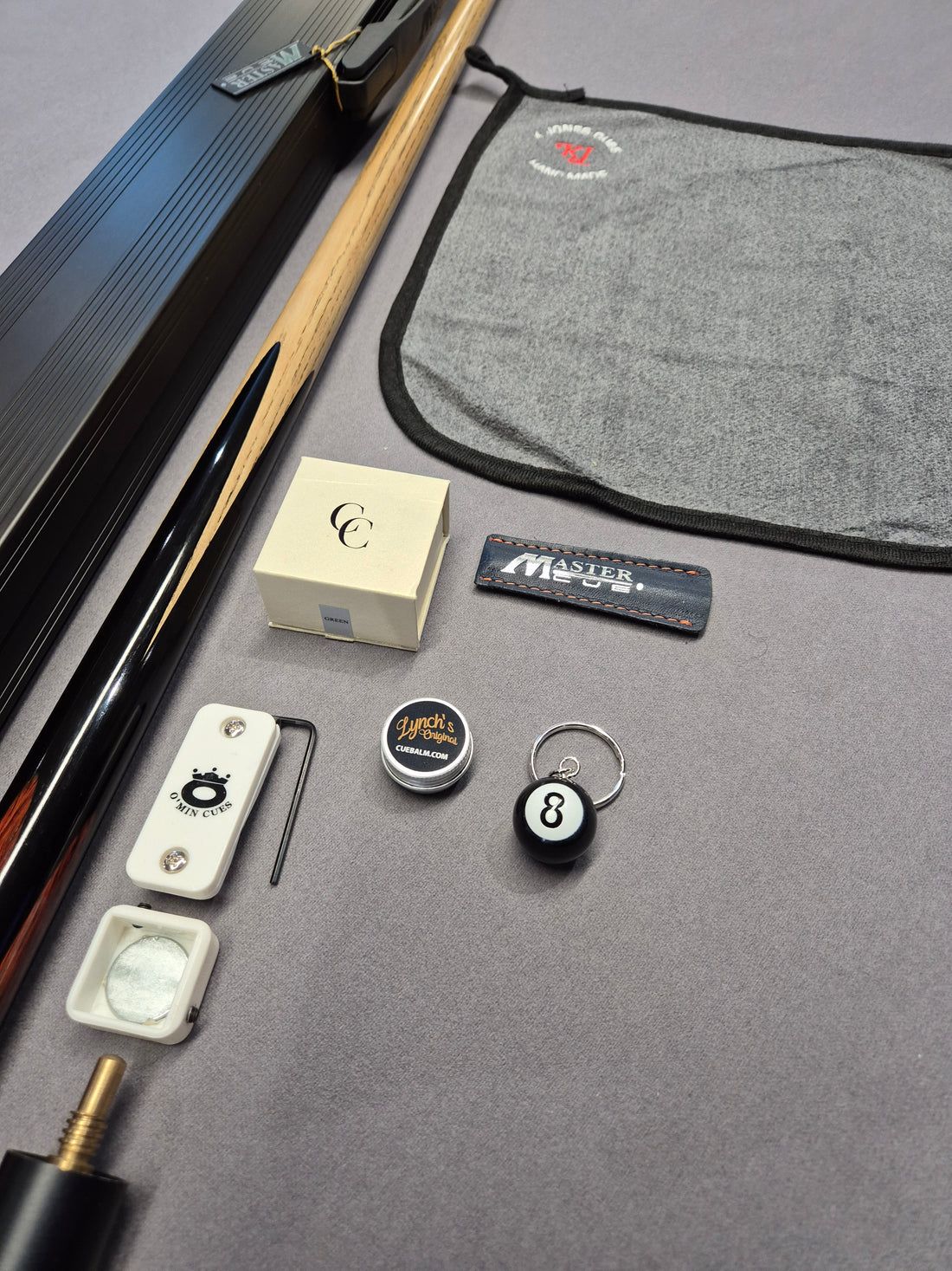 Master Cue, Cue & Case Set with Accessories