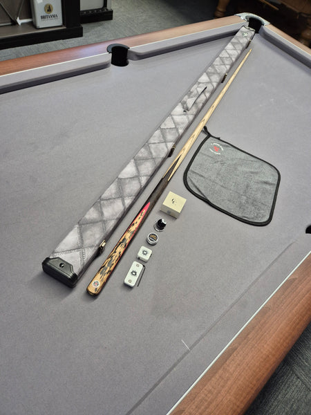 Pattana Cue & Case Set with Accessories