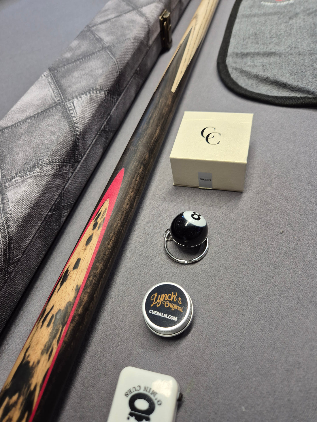 Pattana Cue & Case Set with Accessories