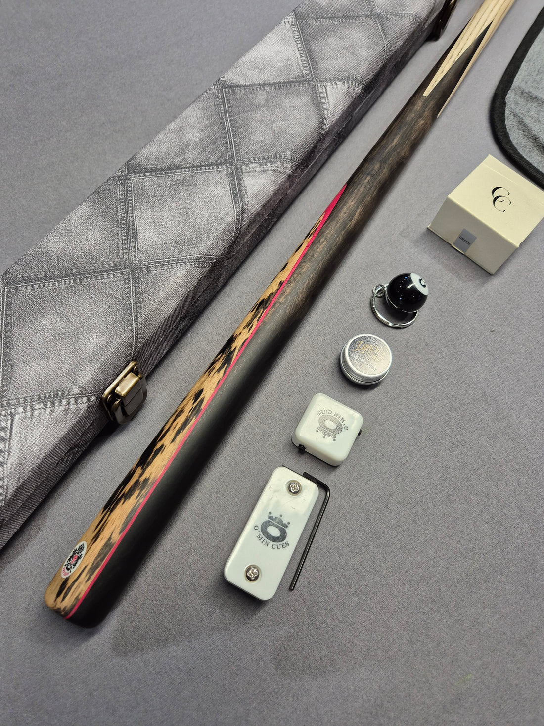 Pattana Cue & Case Set with Accessories