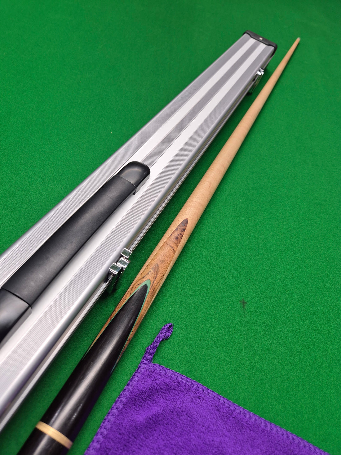Rob Silverwood 3/4 Cue & Case Set with Accessories