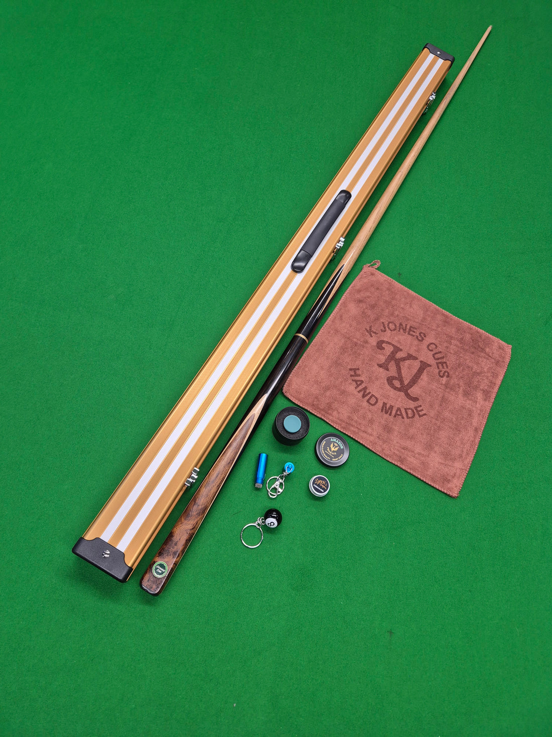 Rob Silverwood 3/4 Cue & Case Set with Accessories