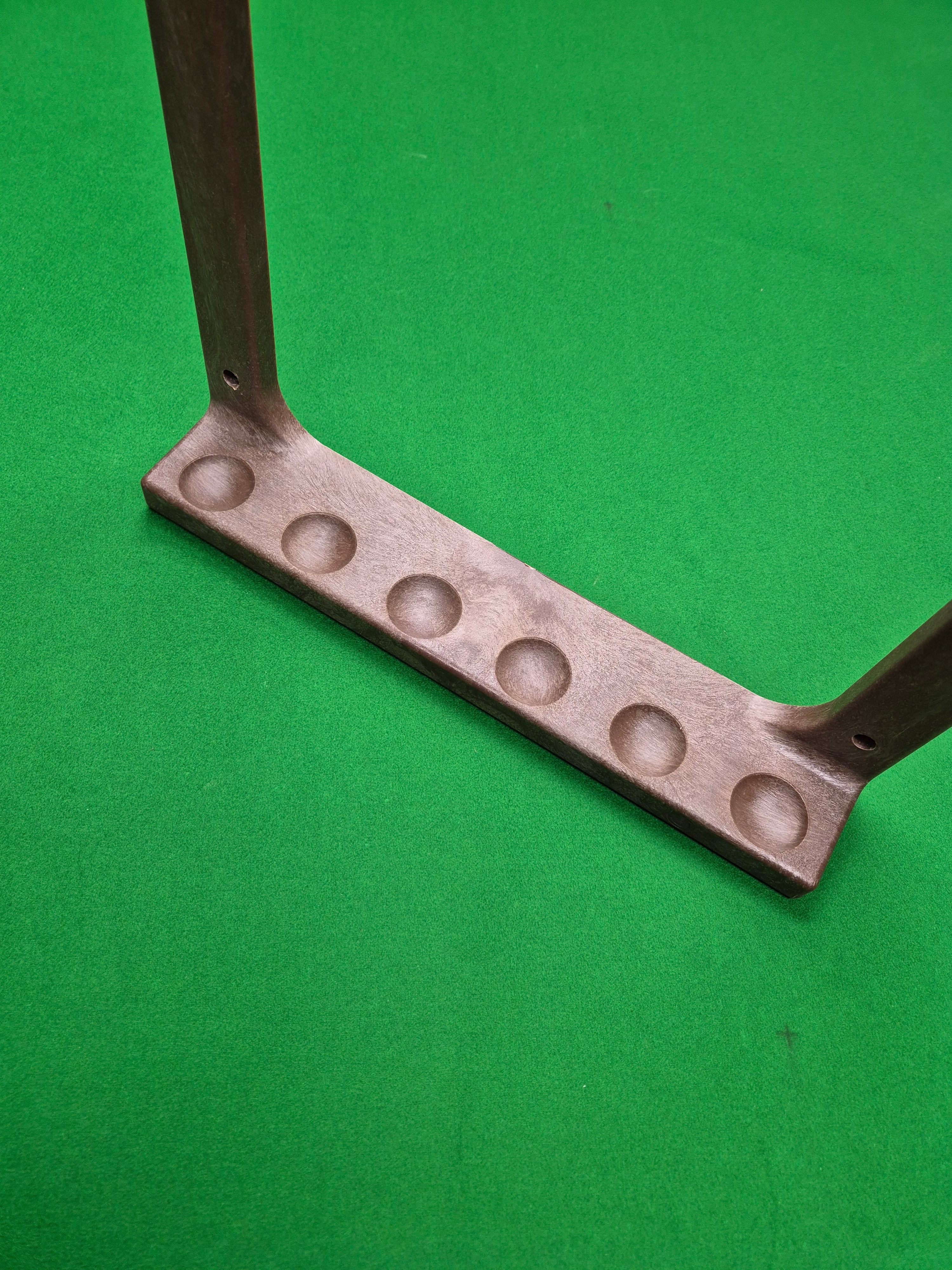 SAM Professional Cue Rack - Brown