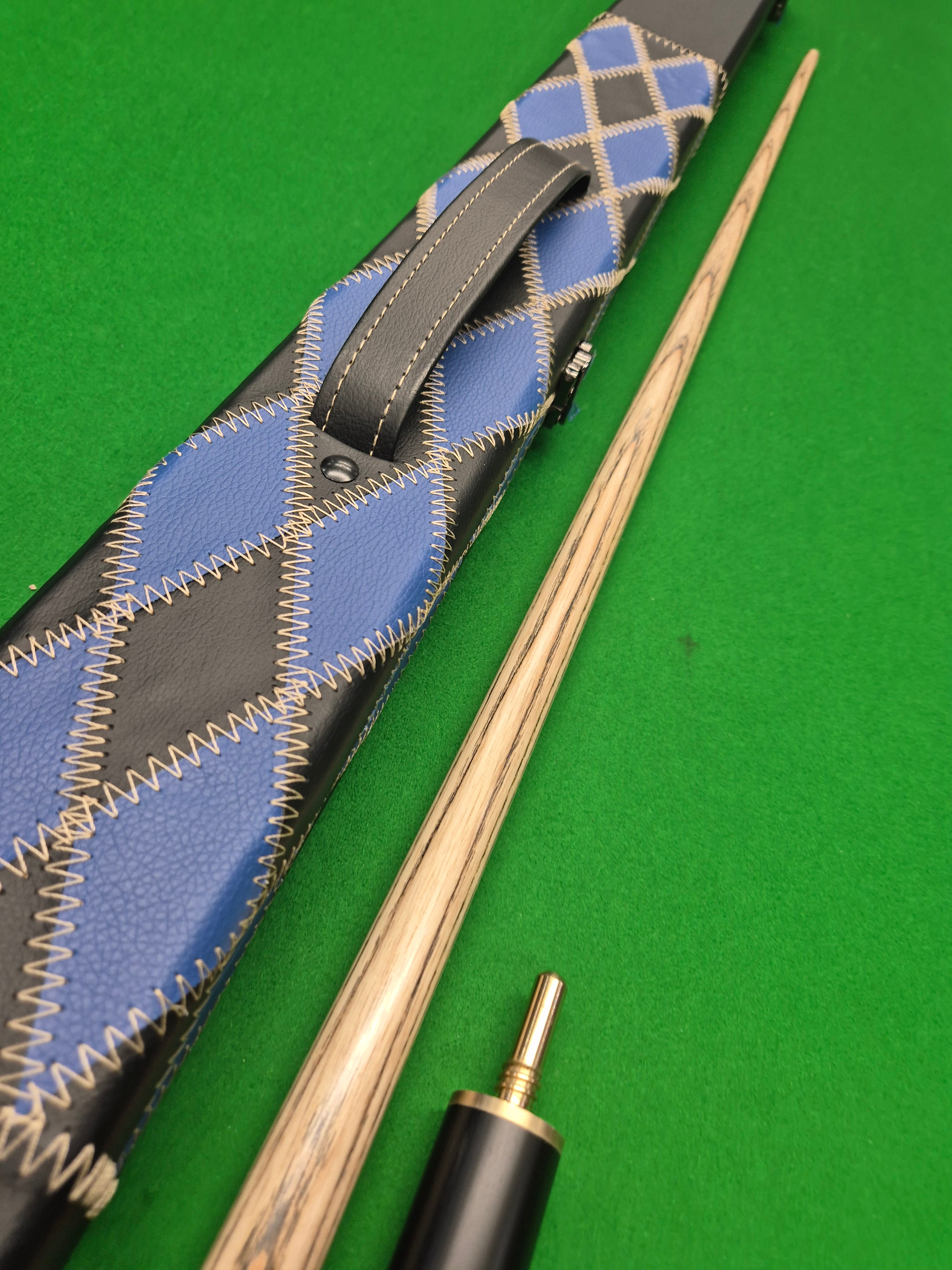 New Britannia Blue Streak Cue & Case Set with Accessories
