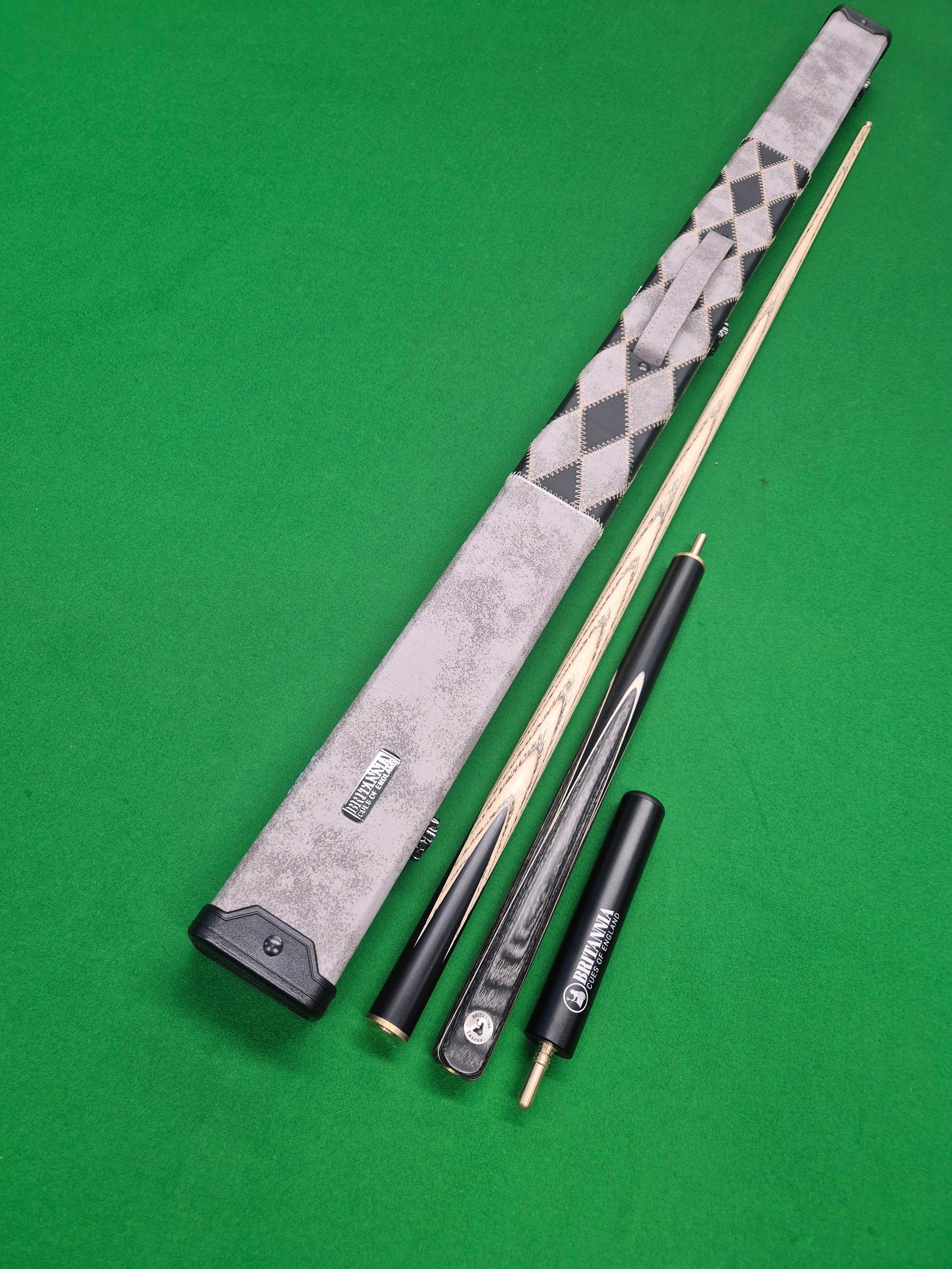 New Britannia Taurus Cue & Case Set with Accessoies