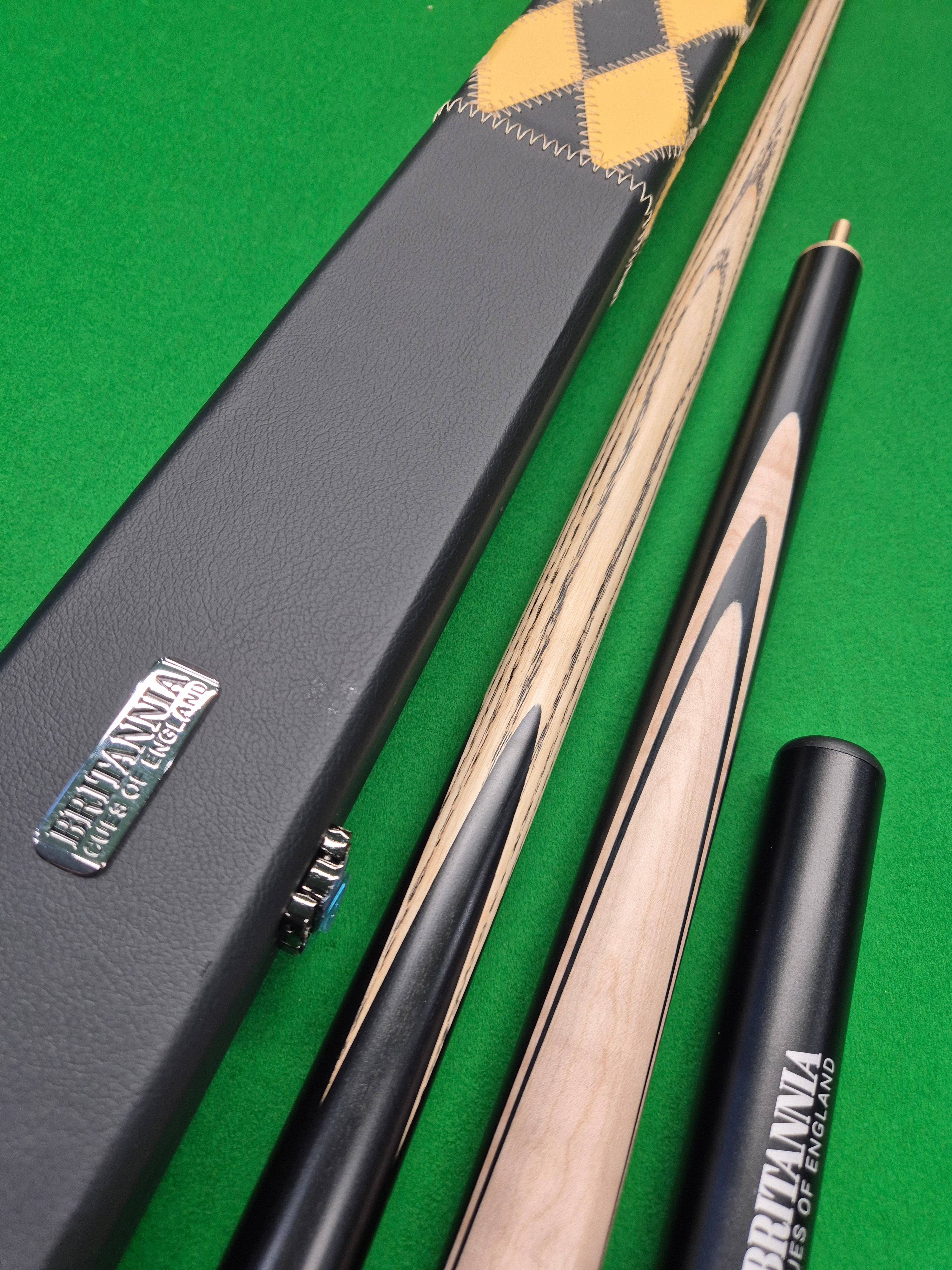 New Britannia Thor Cue & Case Set with Accessories