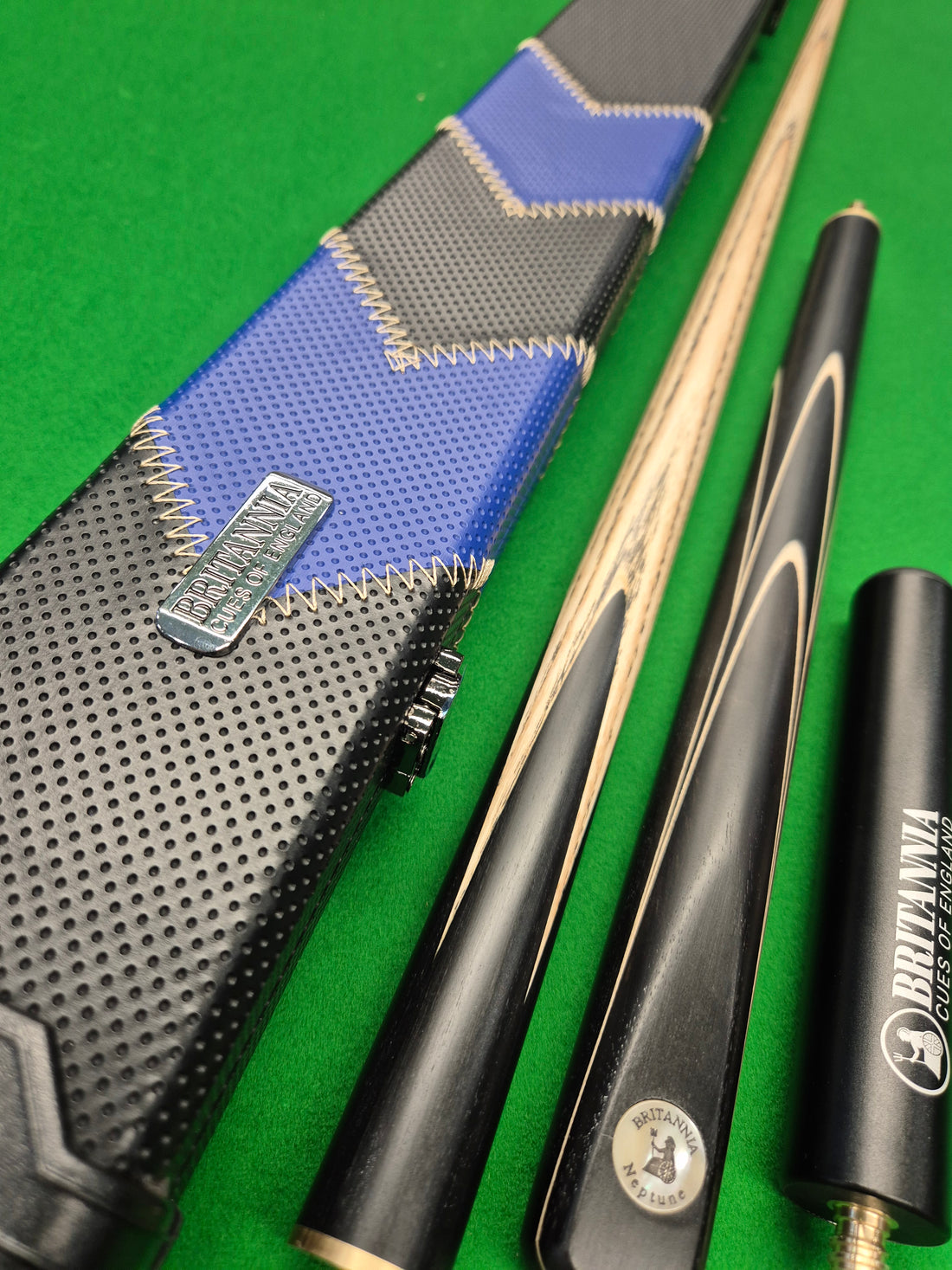 New Britannia Neptune Cue & Case Set with Accessories