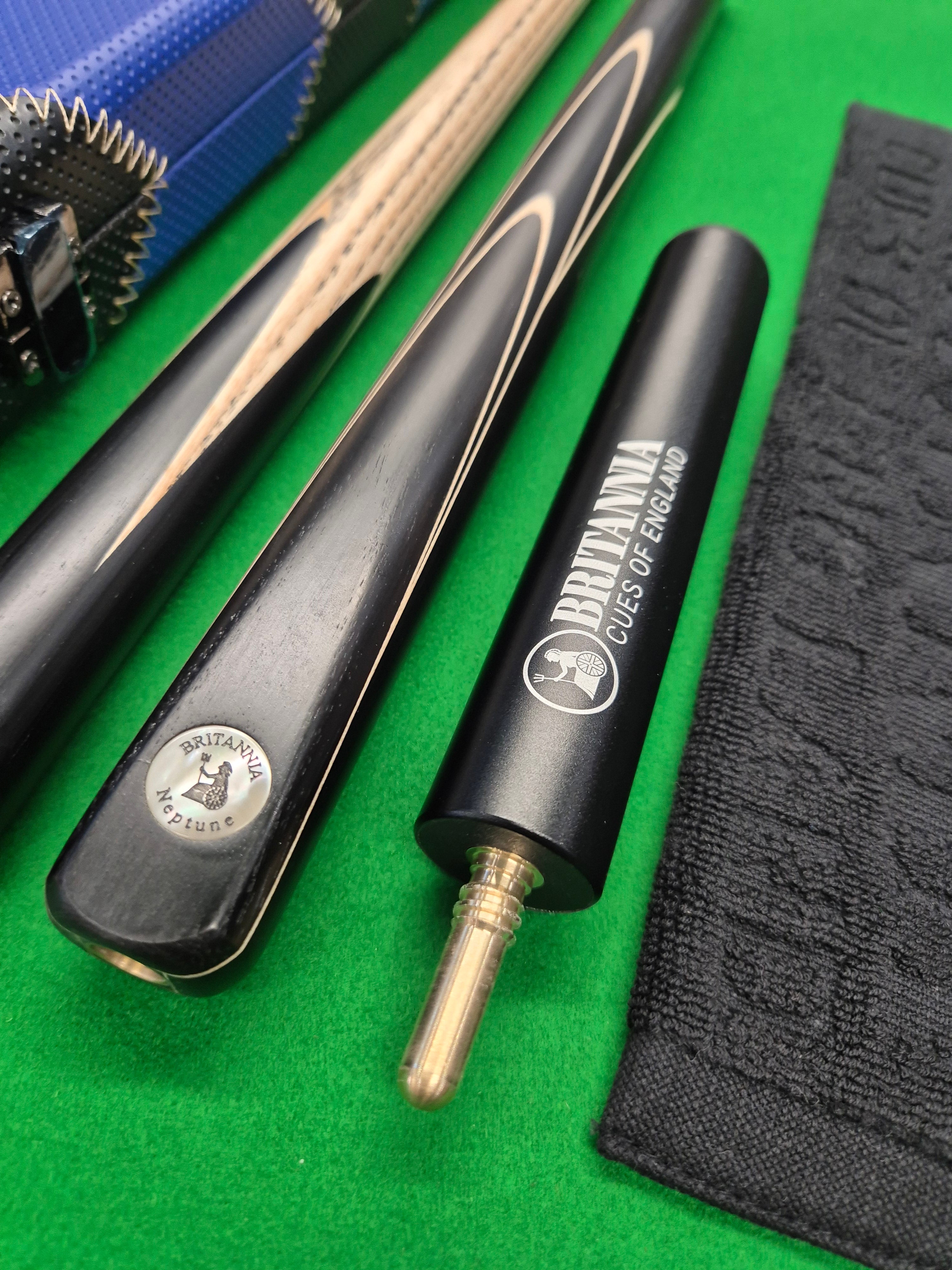 New Britannia Neptune Cue & Case Set with Accessories