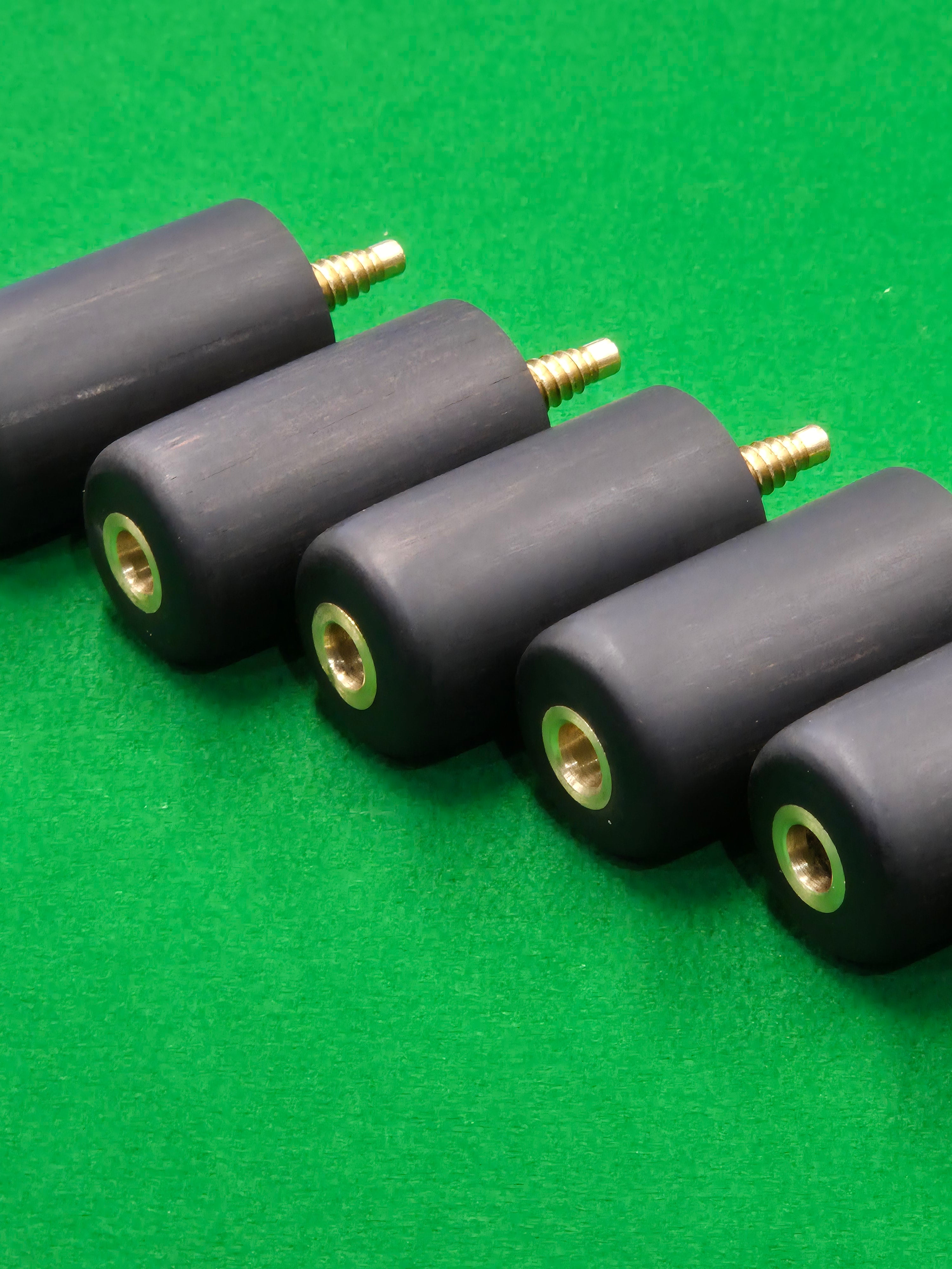 Thai Spiral Thread 2" Ebony Mini Butt [WHX-3]