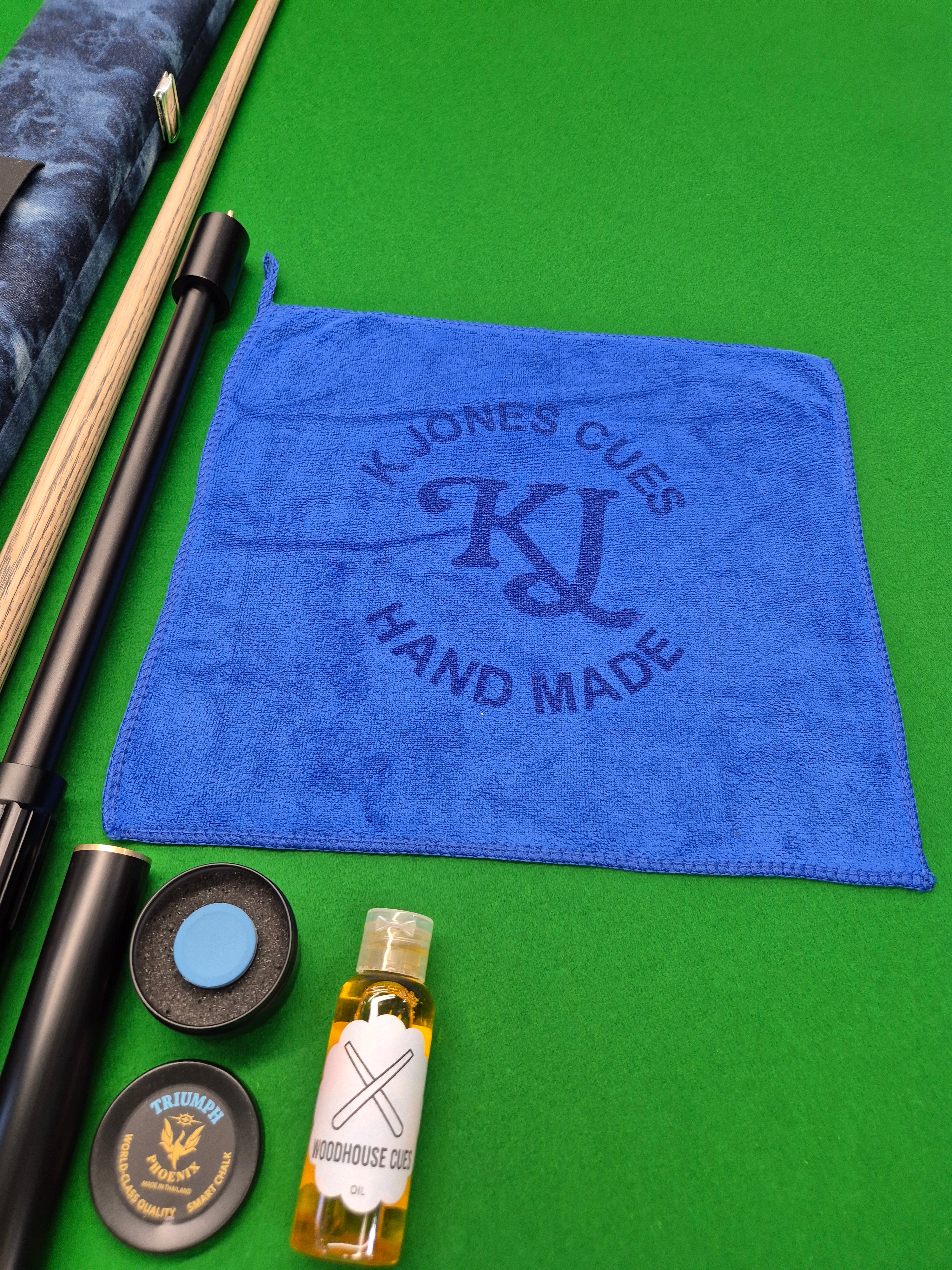 New KJ Honesty Cue & Case Set With Accessories