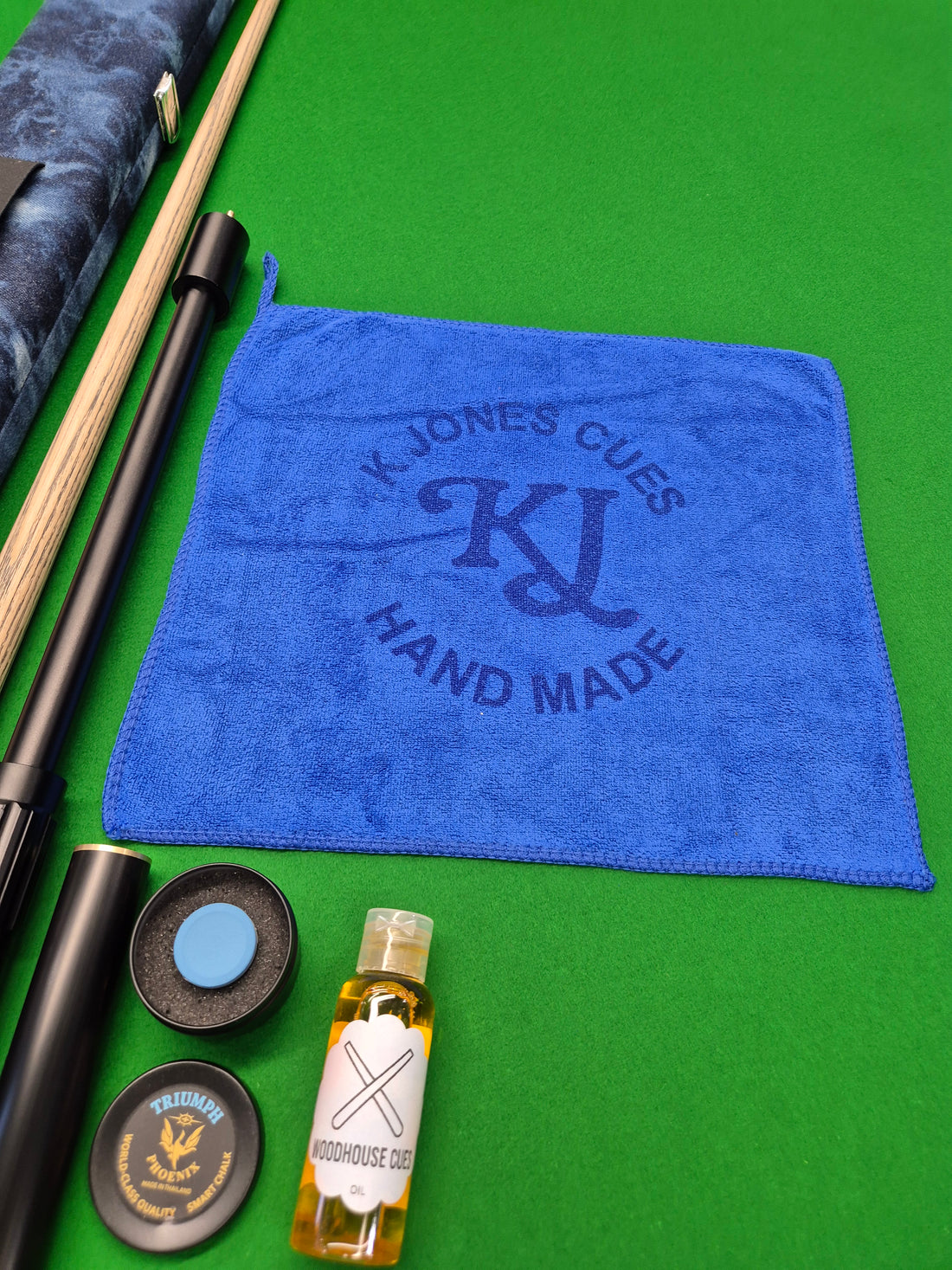 New KJ Honesty Cue & Case Set With Accessories