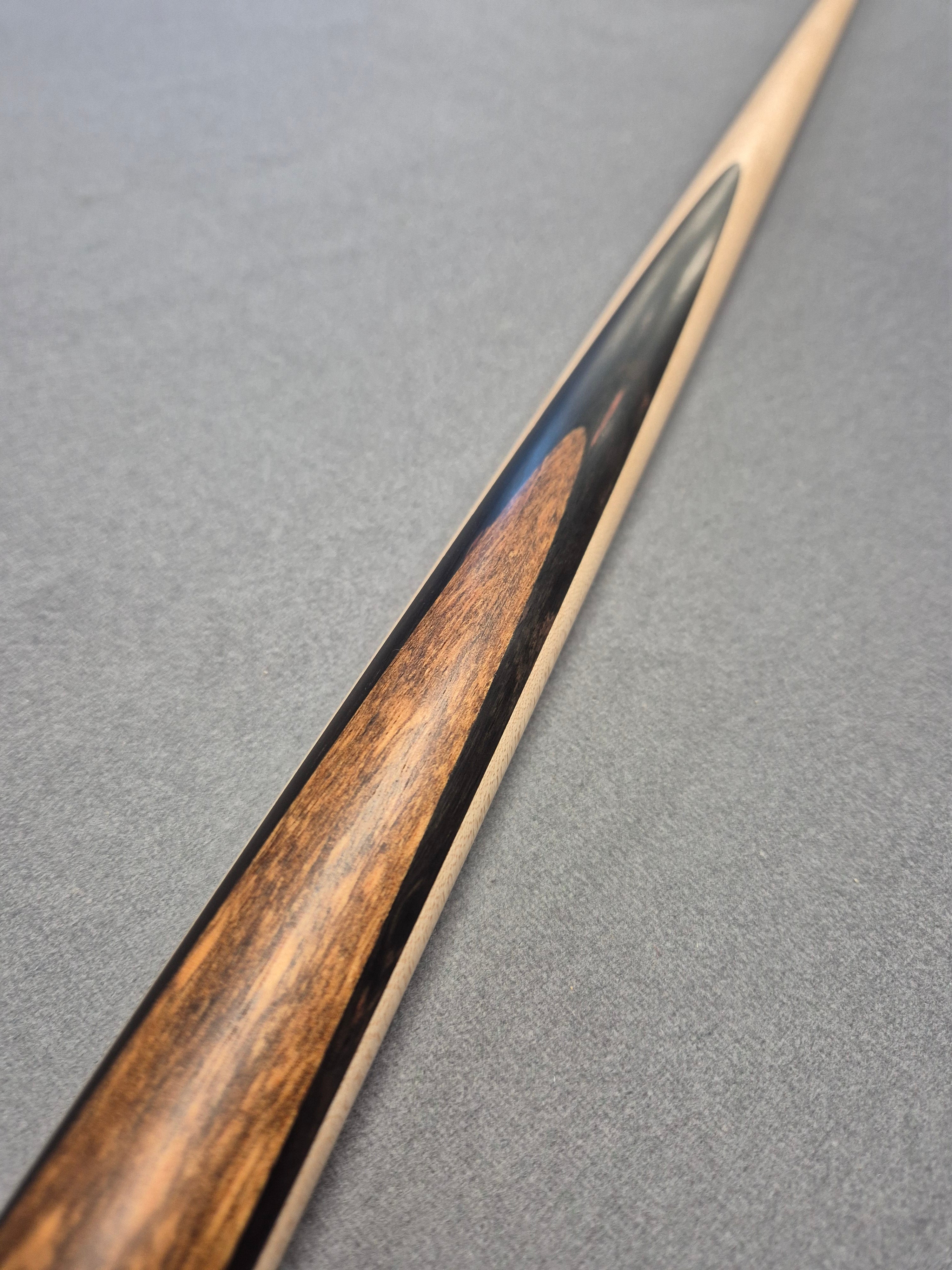 Breaker Break Cue [KJB52]