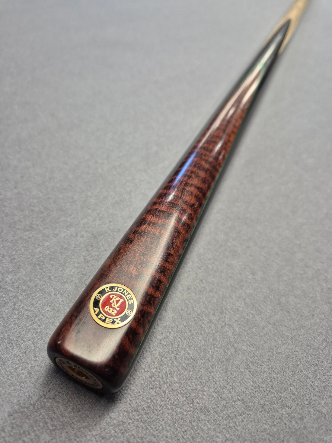 Apex Full Shaft #032 As used by The Routine Instructor